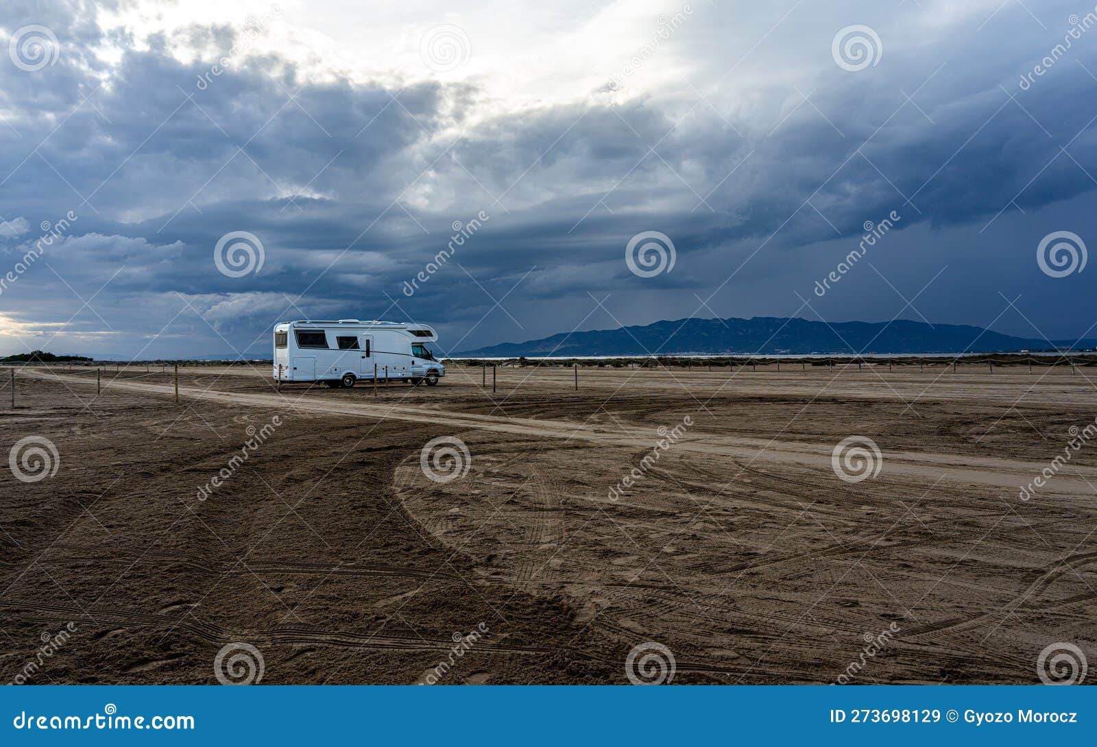 Motor Home Parking in the Desert Stock Image Image of asphalt, cloud