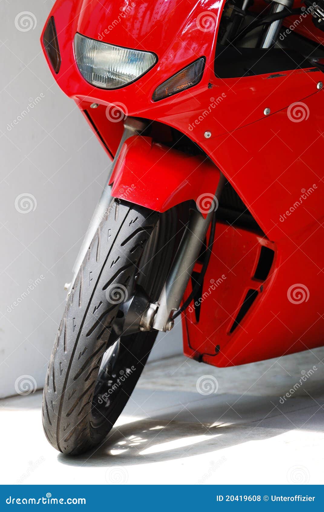 Motorcycle stock photo. Image of drive, spray, cylinder - 20419608