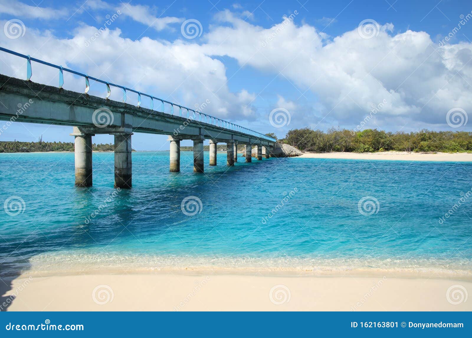 mouli bridge between ouvea and mouli islands, loyalty islands, new caledonia