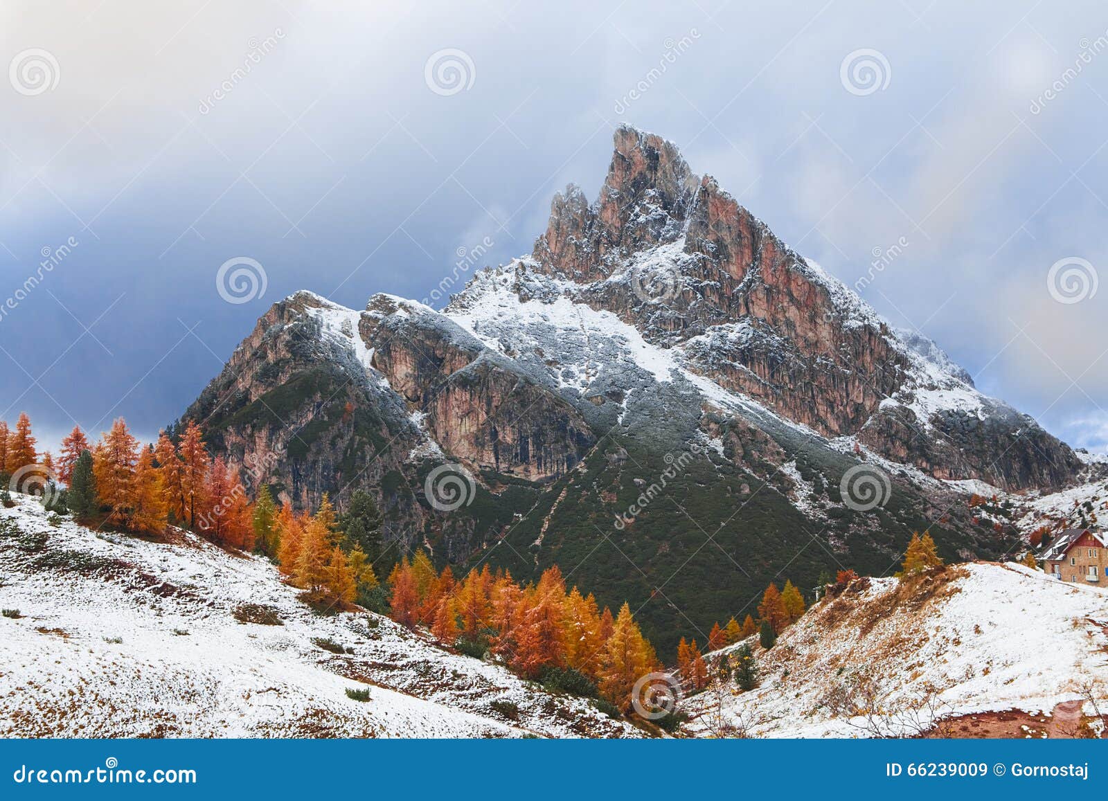 mount sass de stria, falzarego path, dolomites