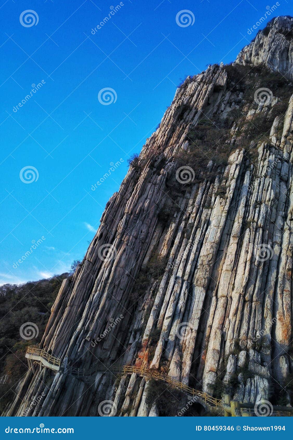 mount song fault view