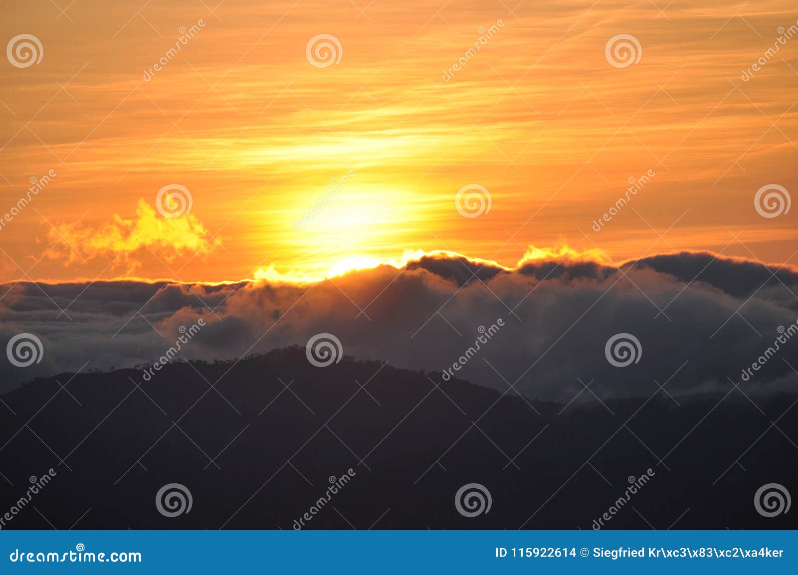 mount ulap, mt ulap, cordilleras philippines, sunrise at dawn, ampucao mountain ranges, ampucao, itogon, benguet, philippines