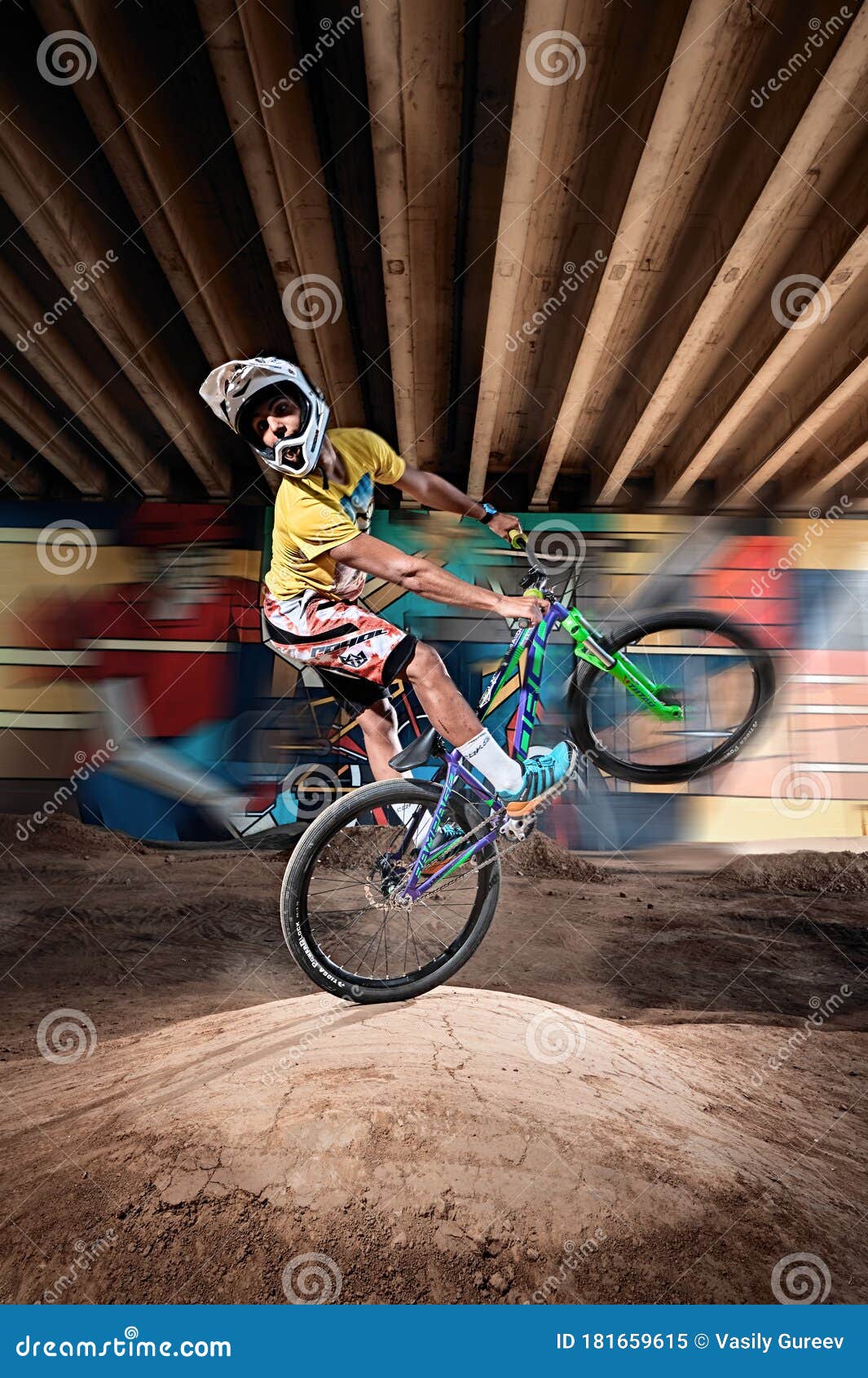 Mountain Bike Cyclist Doing Wheelie Stunt On A Mtb Bike Editorial Image Image Of Downhill Bicycling