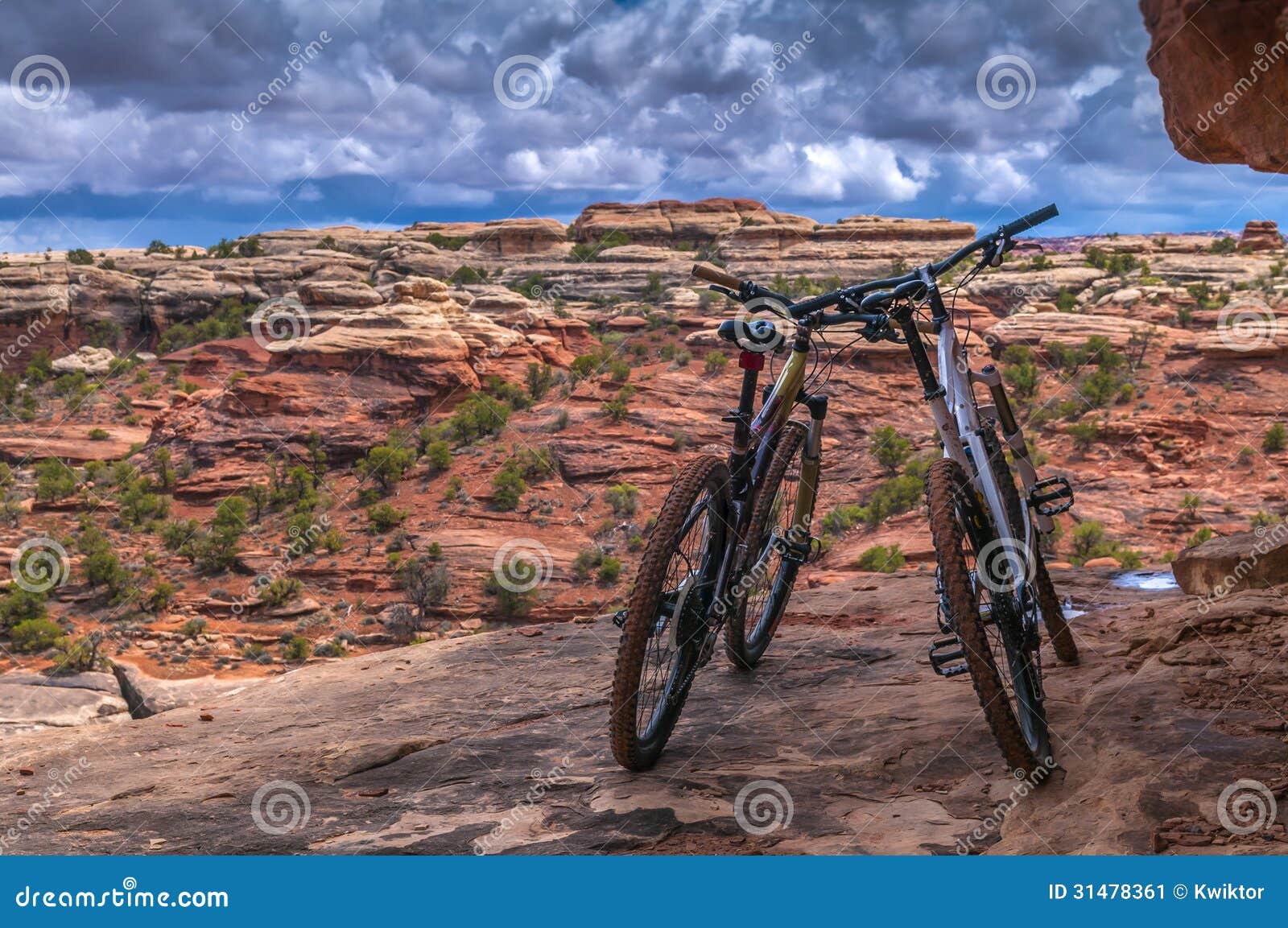 Mountain Bikes in Canyonlands Stock Image Image of desert, sport