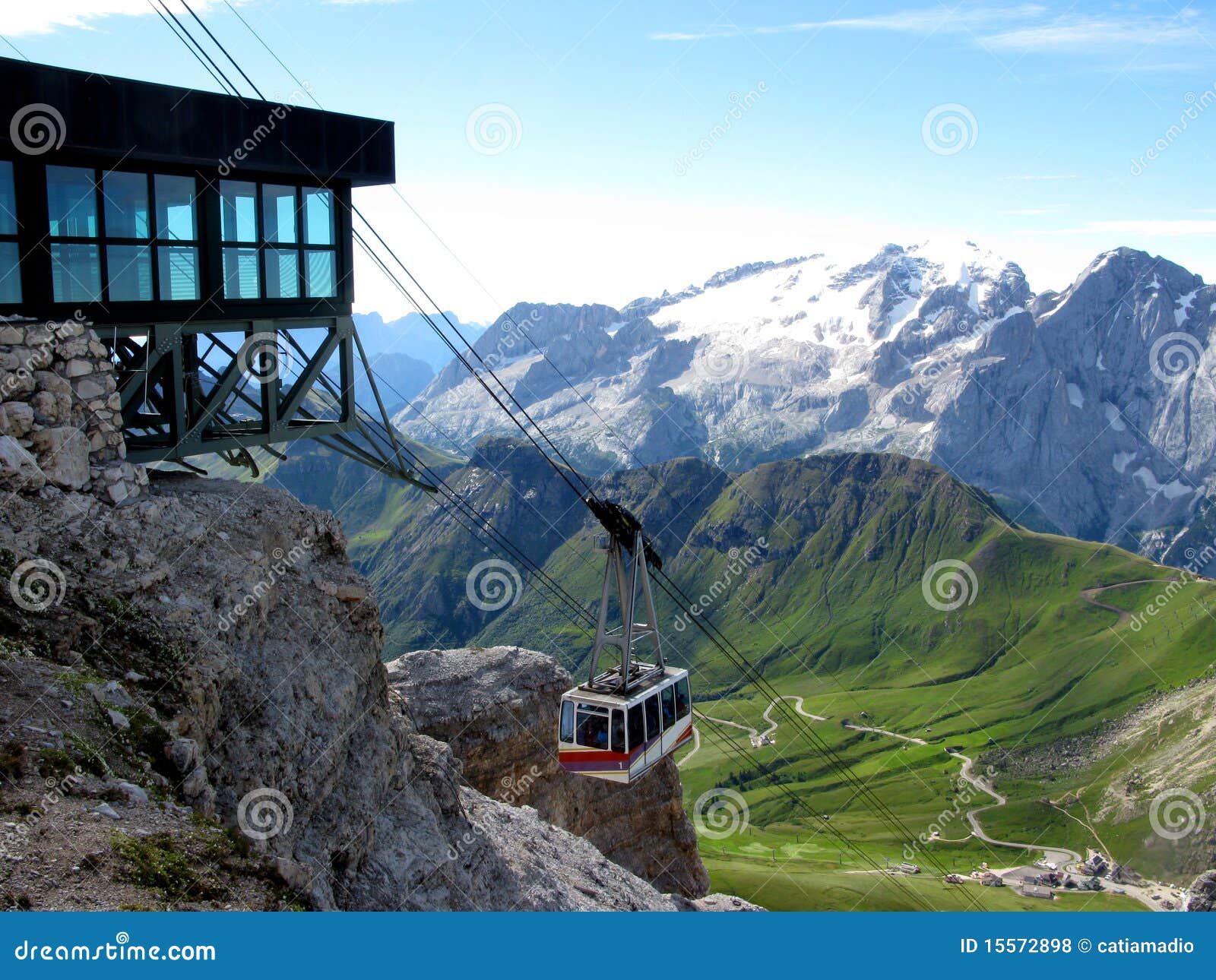 Mountain cableway stock photo. Image of mountains, cableway 15572898