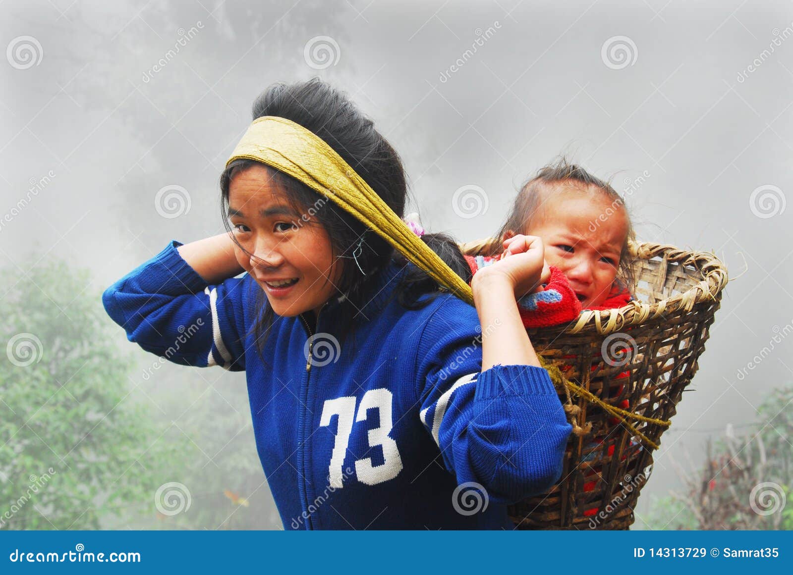 The Mountain Girl & the Child Editorial Stock Image Image of himalaya