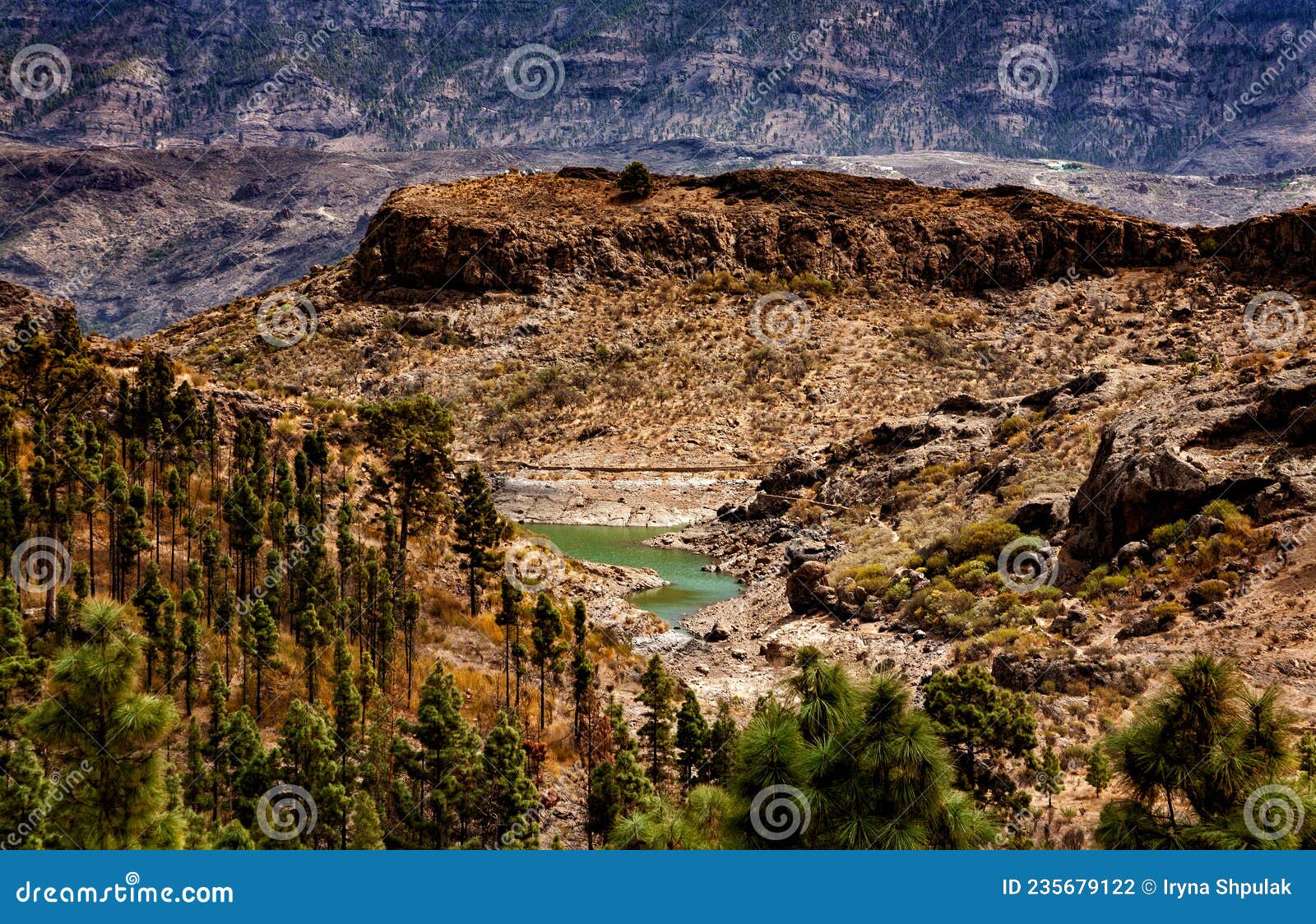 embalse de la cueva de las ninas, gran canaria, canary islands, spain