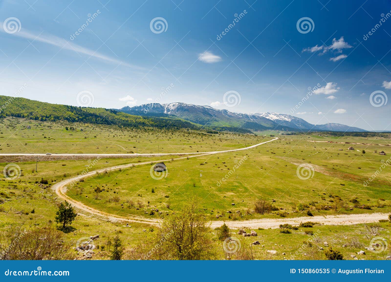 luft indlogering Port Mountain Landscape, Bosnia and Herzegovina Blidinje Nature Park Stock Image  - Image of natural, beautiful: 150860535