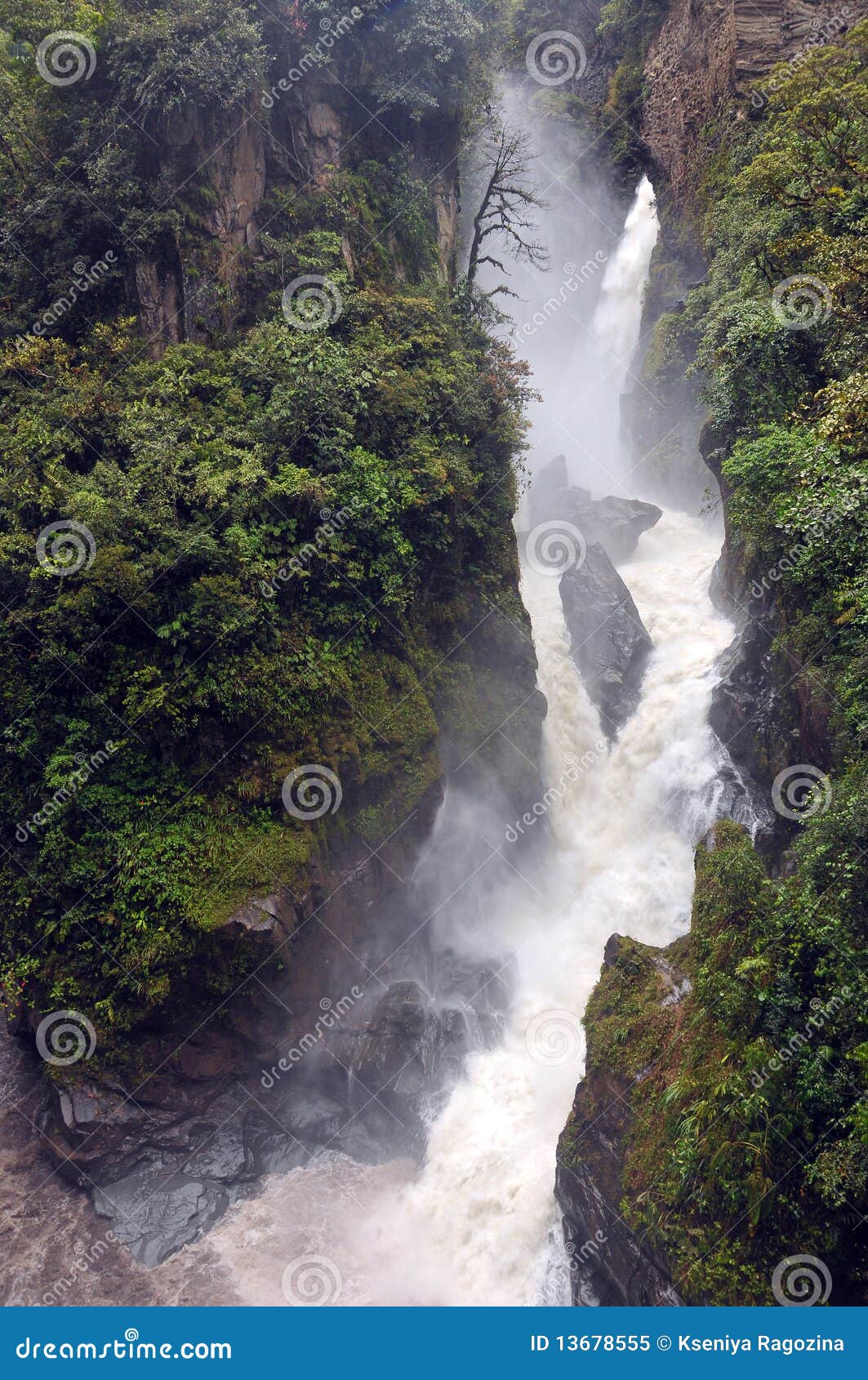 Waterfall In The Rio Pipo River Tierra Del Fuego Argentina Stock Photo -  Download Image Now - iStock