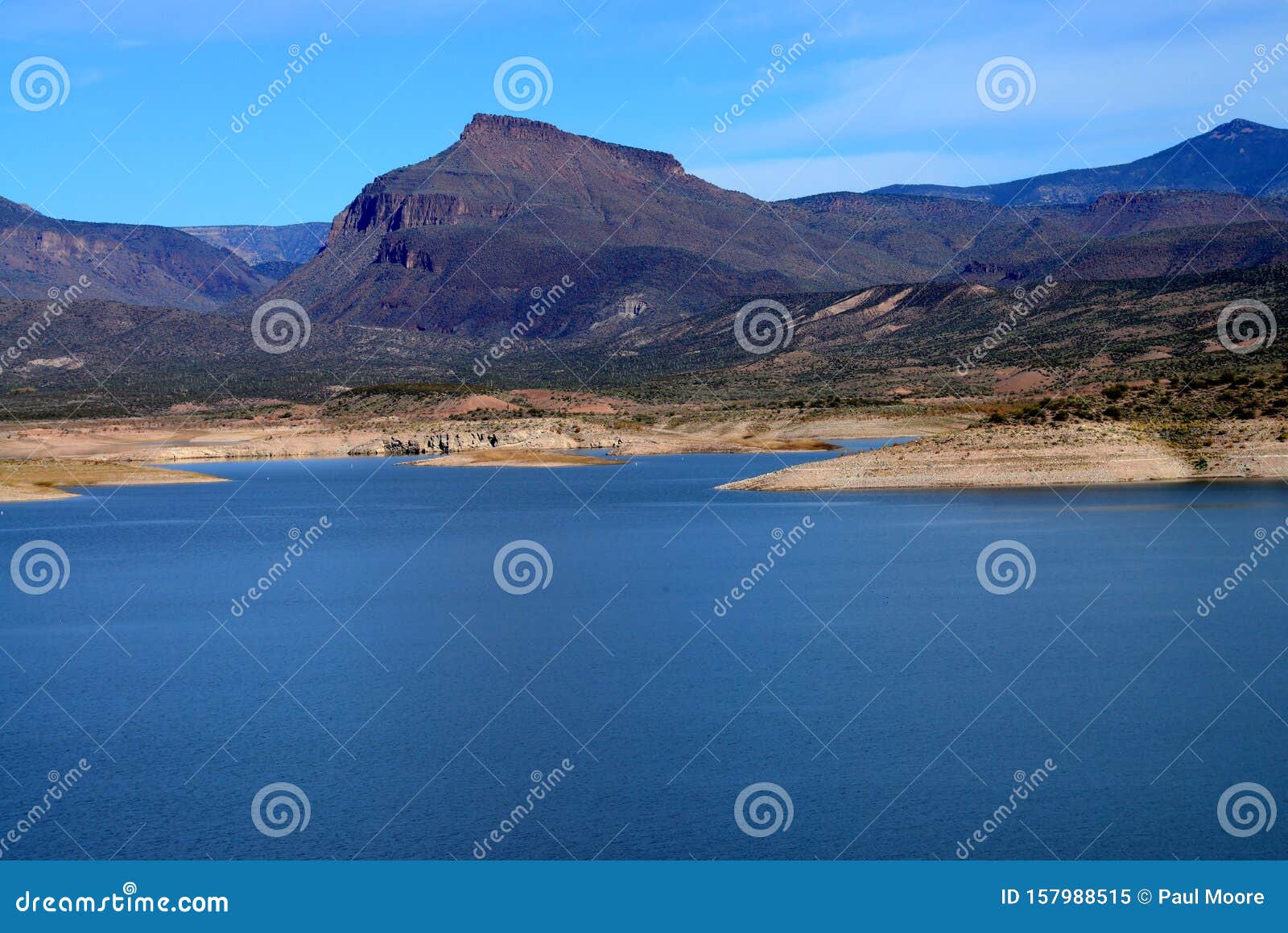Roosevelt Lake Arizona stock image. Image of green, peak 157988515