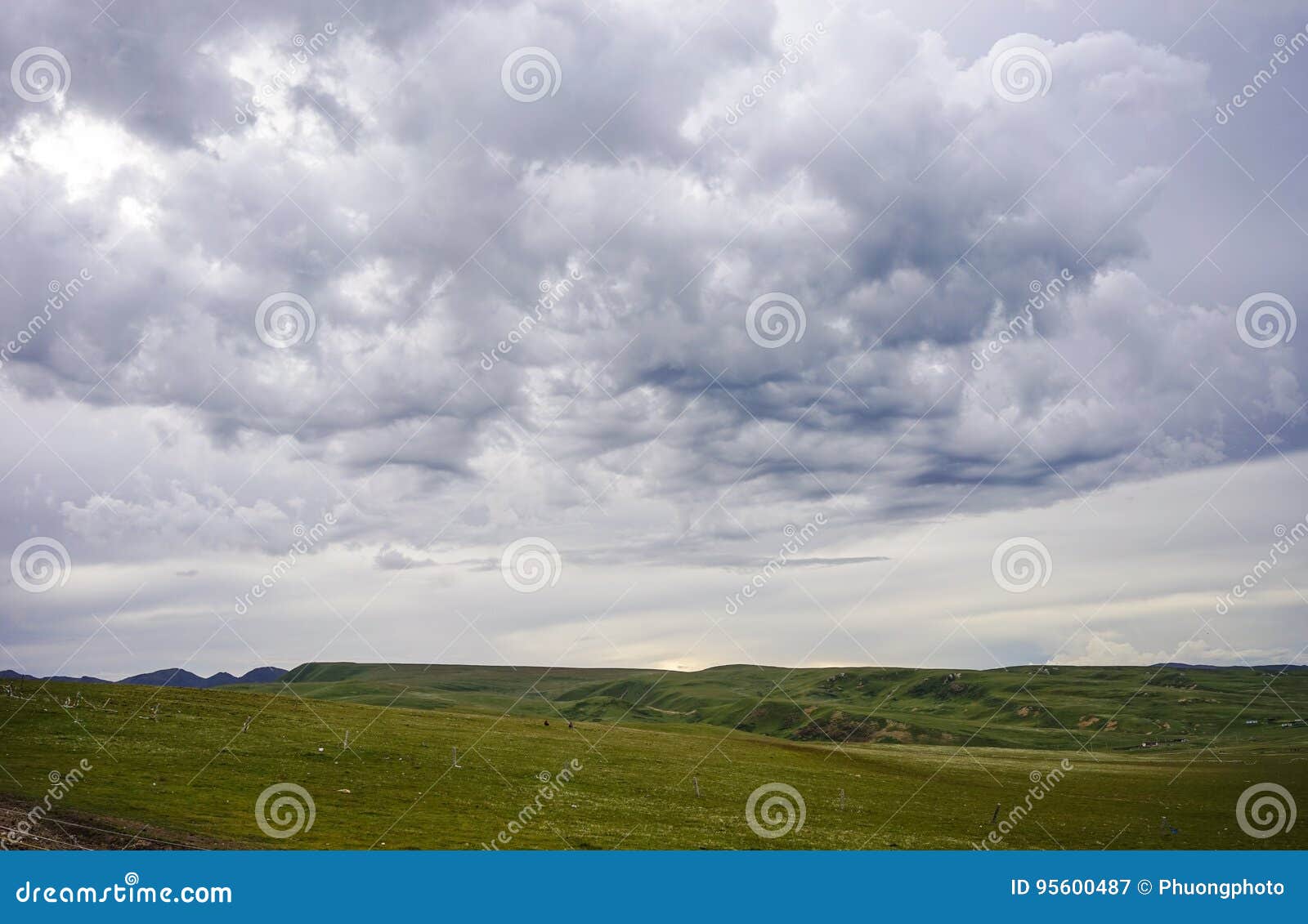 Mountain Scenery in Kham Tibetan, Sichuan, China Stock Image - Image of ...