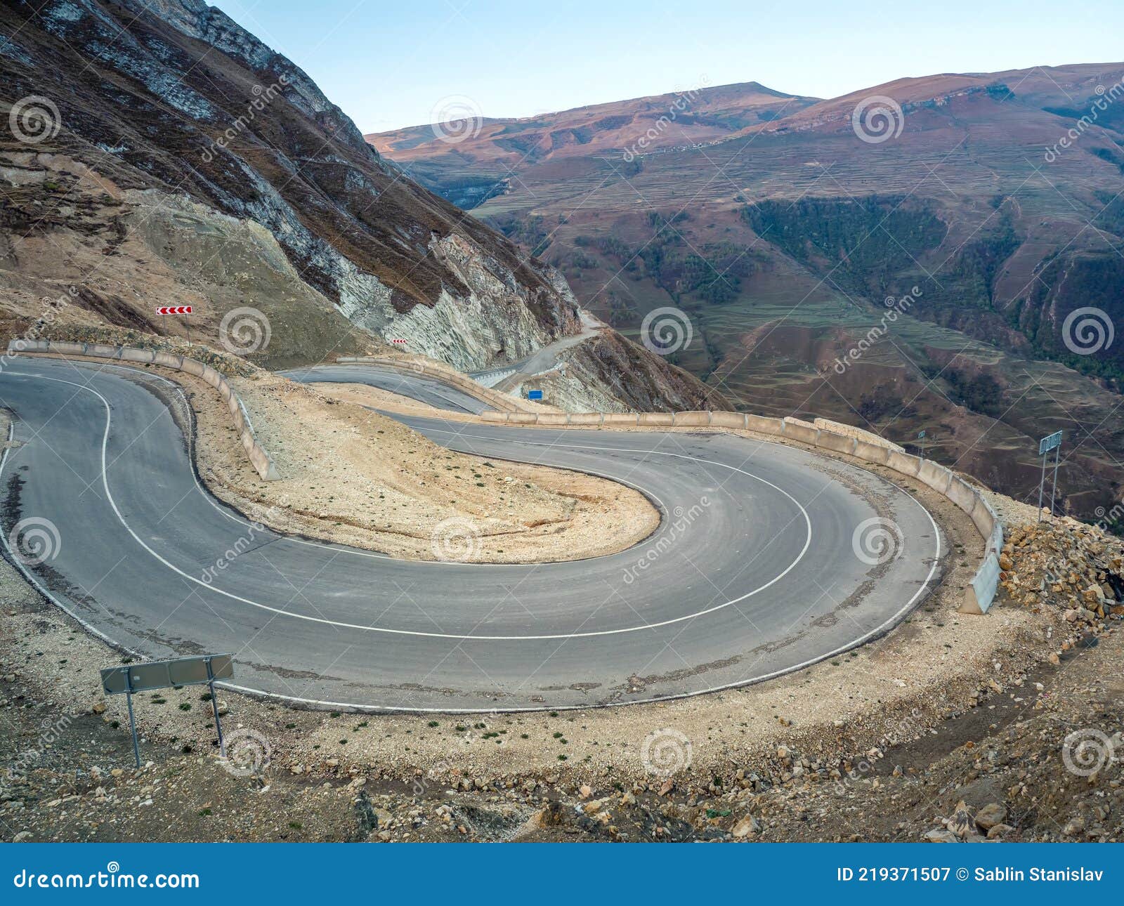 Mountain Serpentine Road Loop. Morning Mountain Valley with a