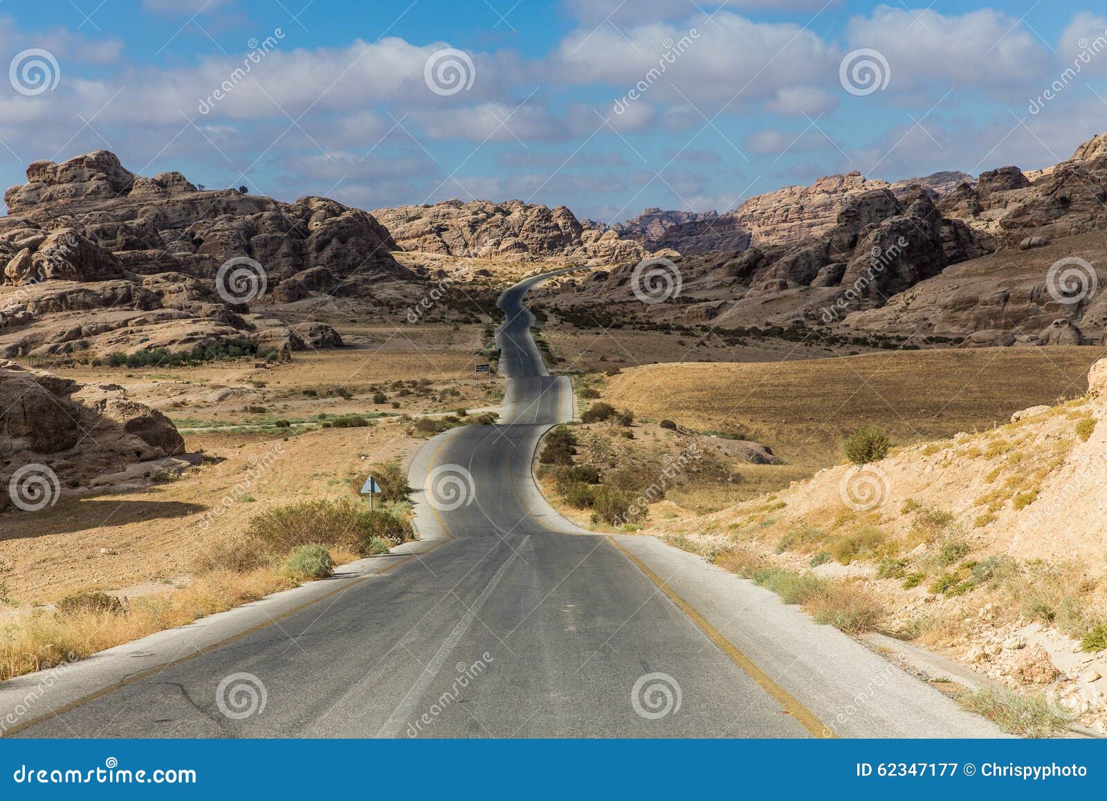 mountainous curvy roads in jordan