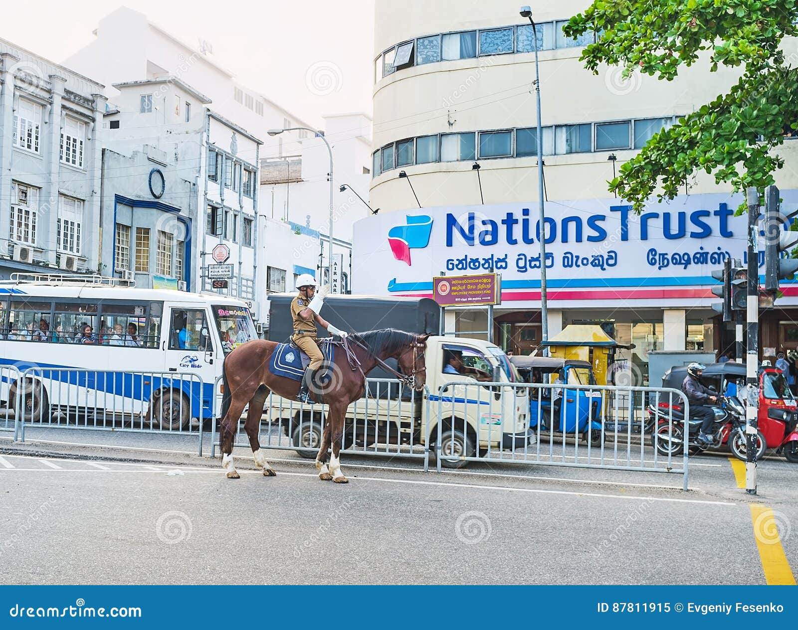 tourist police colombo