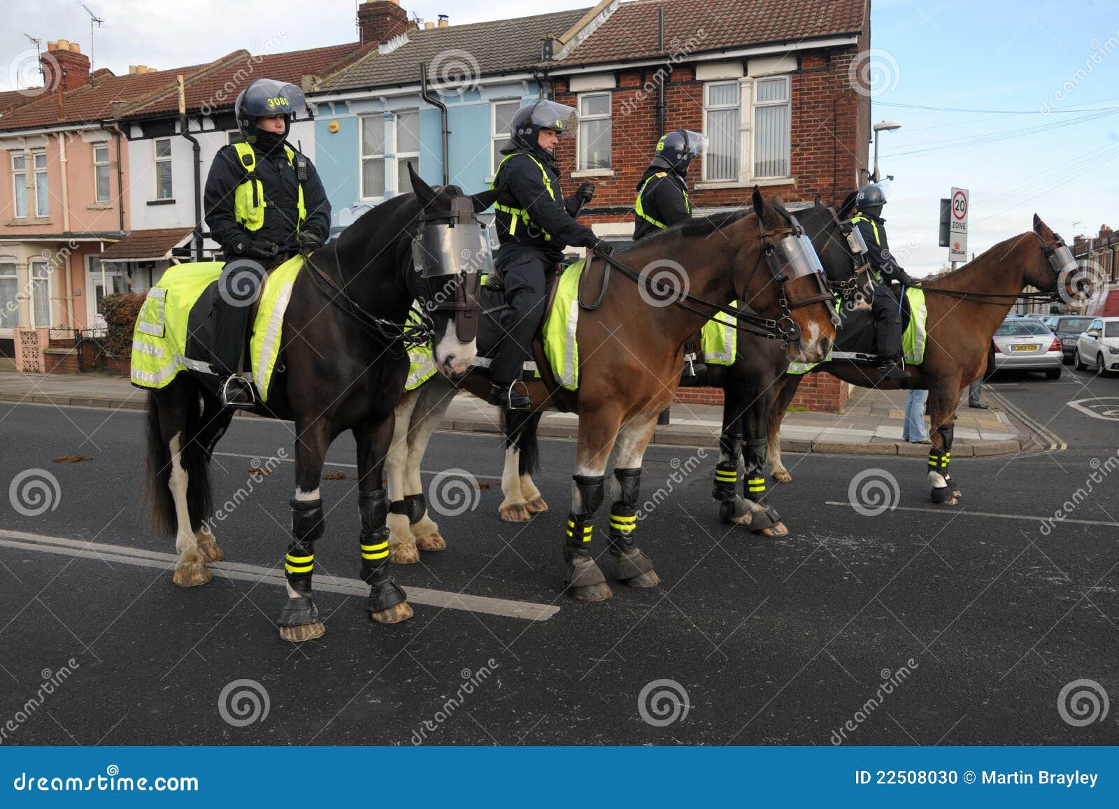 Mounted police roadblock editorial image. Image of detention 22508030