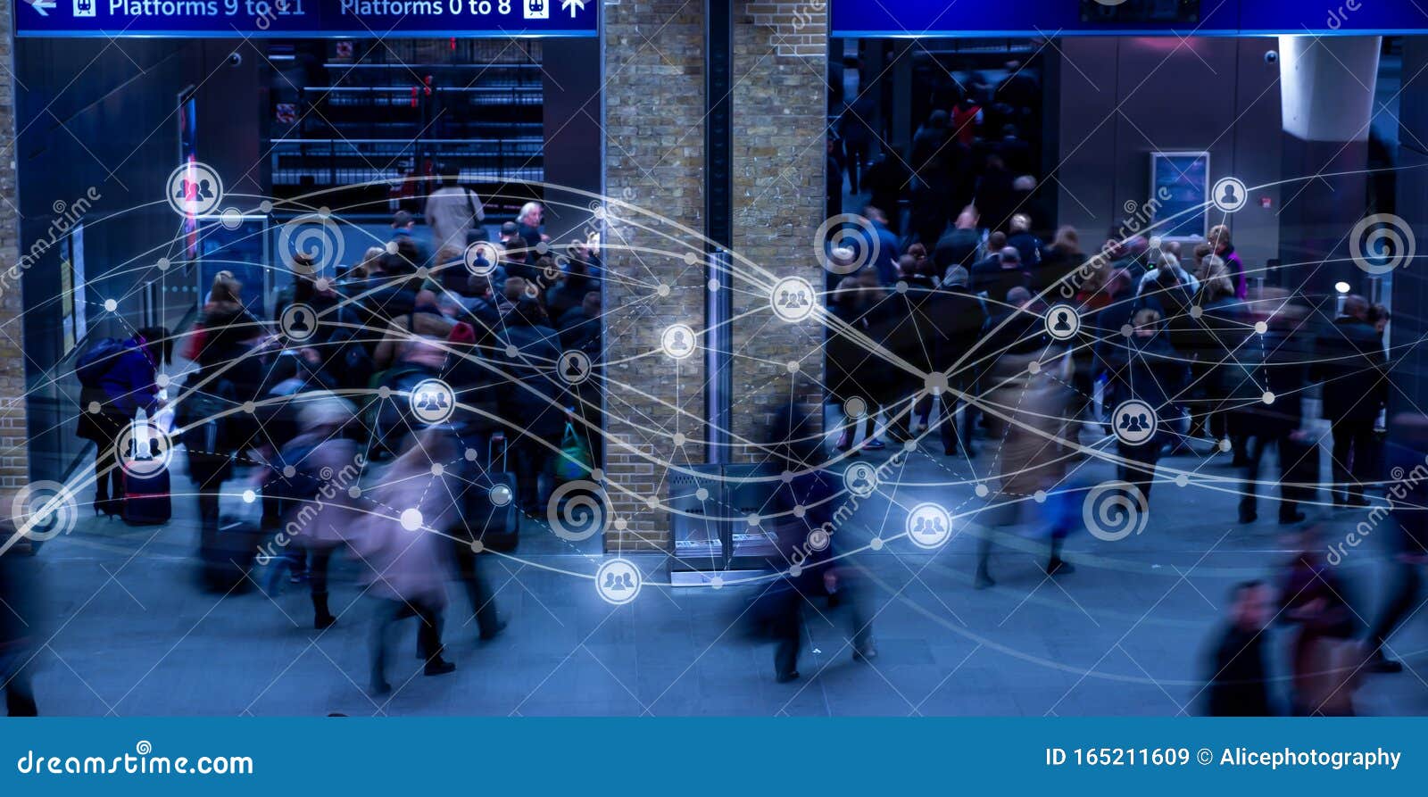 movement of people in london as network & hr concept