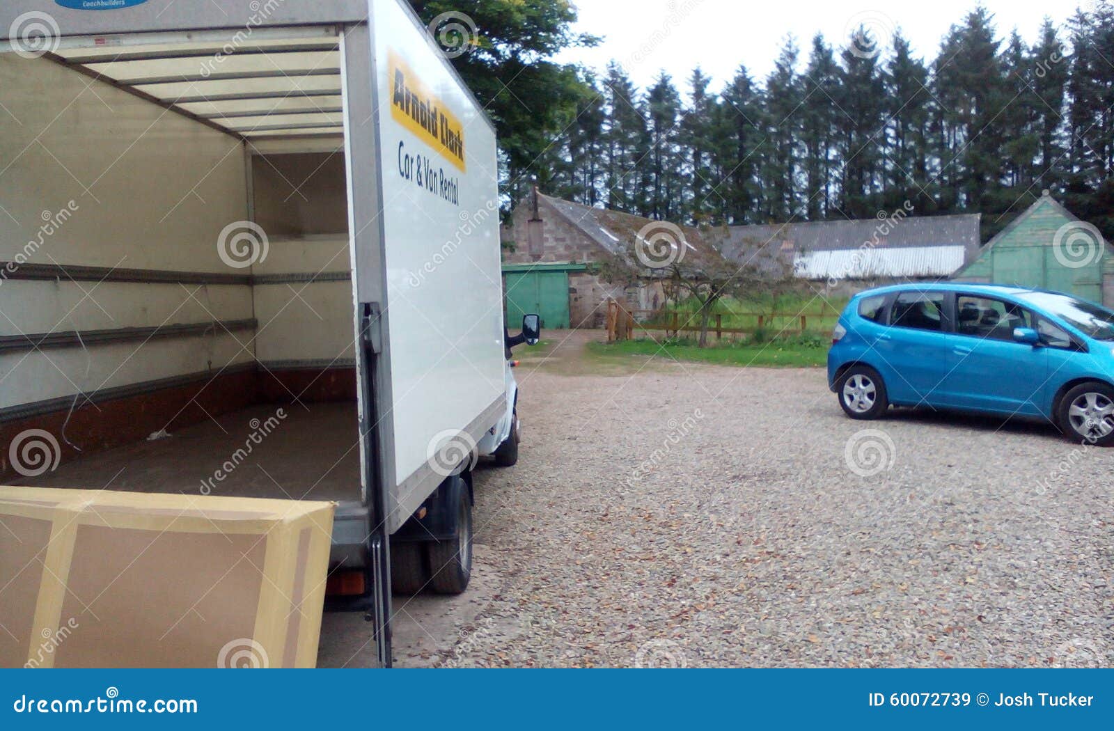 Moving Truck editorial stock image. Image of park, arnoldclark 60072739