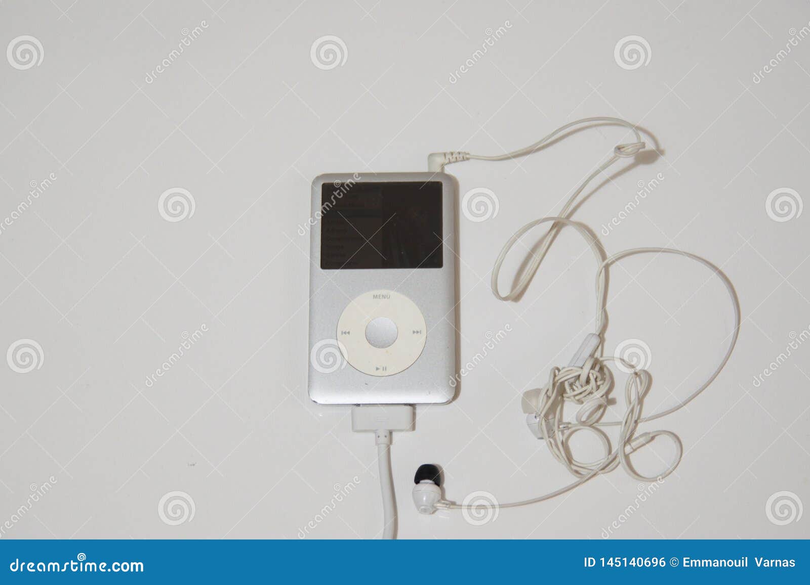 MP3 PLAYER and EARBUDS editorial photo. Image of electronics 145140696