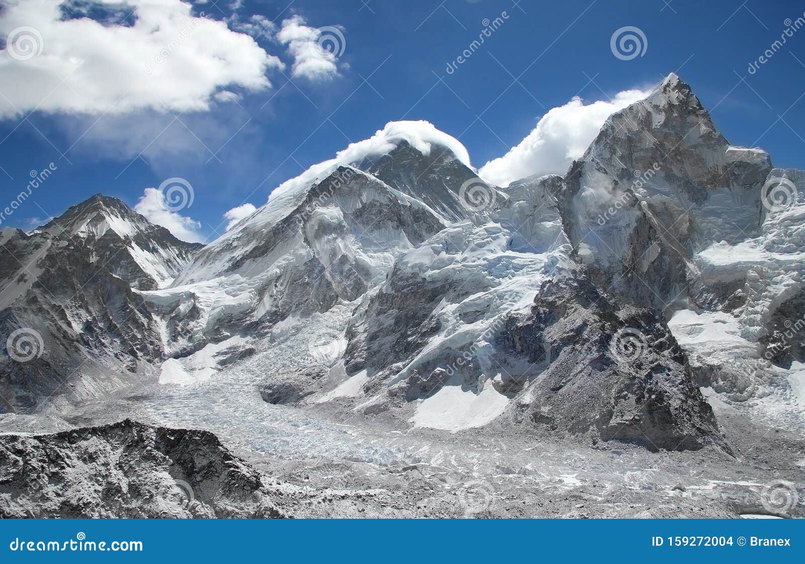 Mt Everest Lhotse Nuptse Peaks In The Himalayas Stock Photo Image Of Beauty Beautiful 159272004