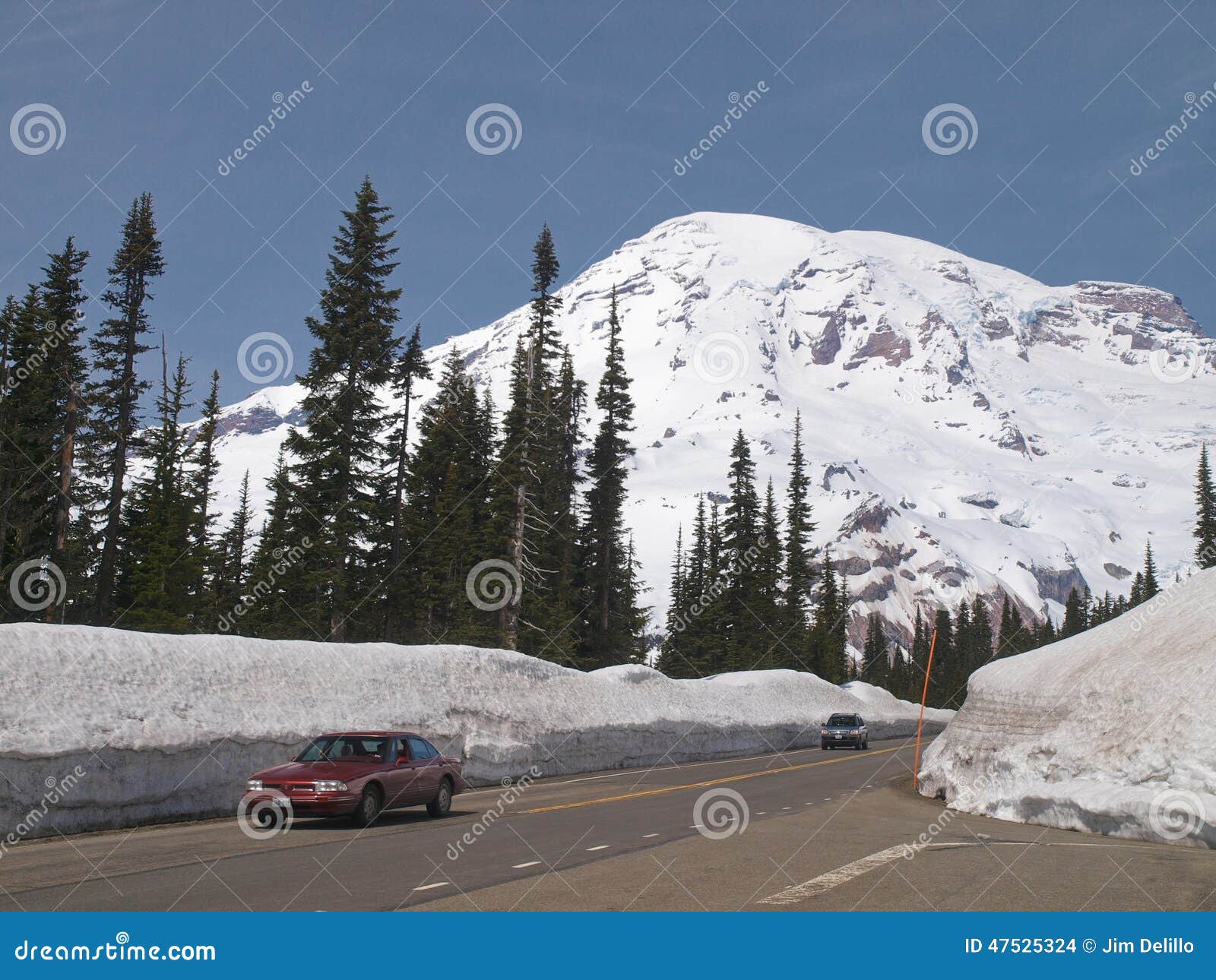 Mt Rainier editorial stock image. Image of travel, mount 47525324