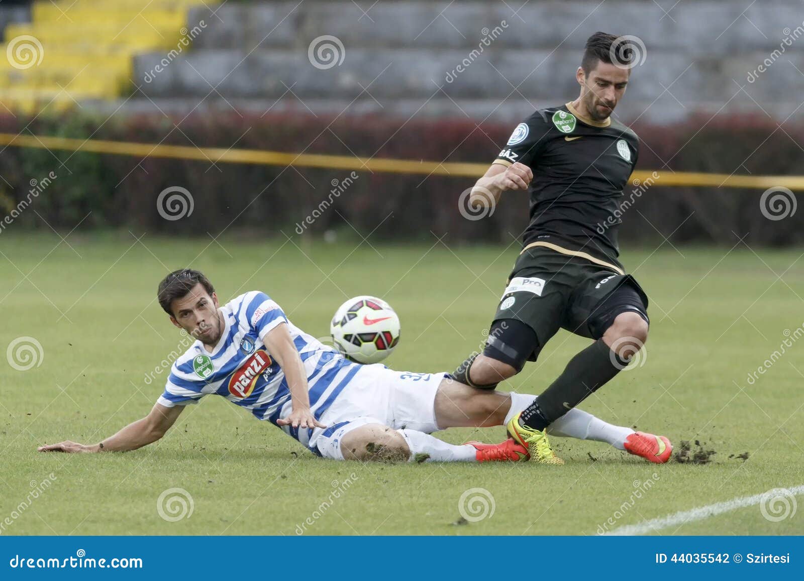 Ferencvaros vs. MTK OTP Bank League football match – Stock