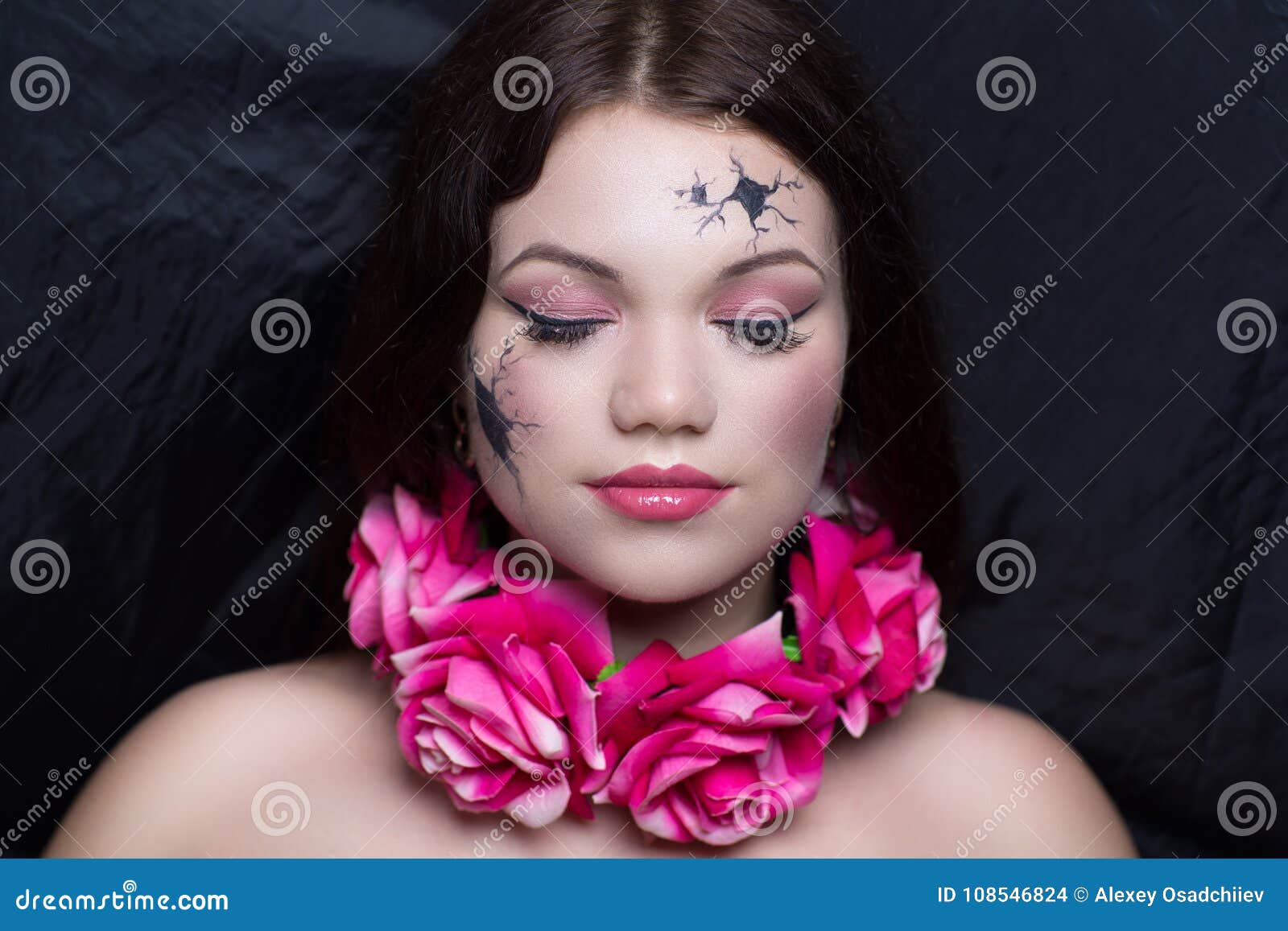 cara de muñeca de porcelana