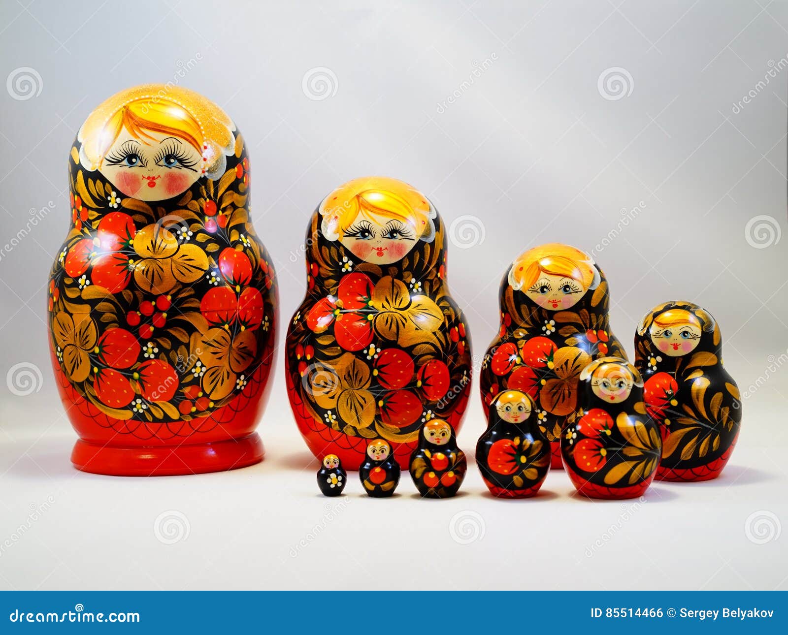 muñeca de madera rusa