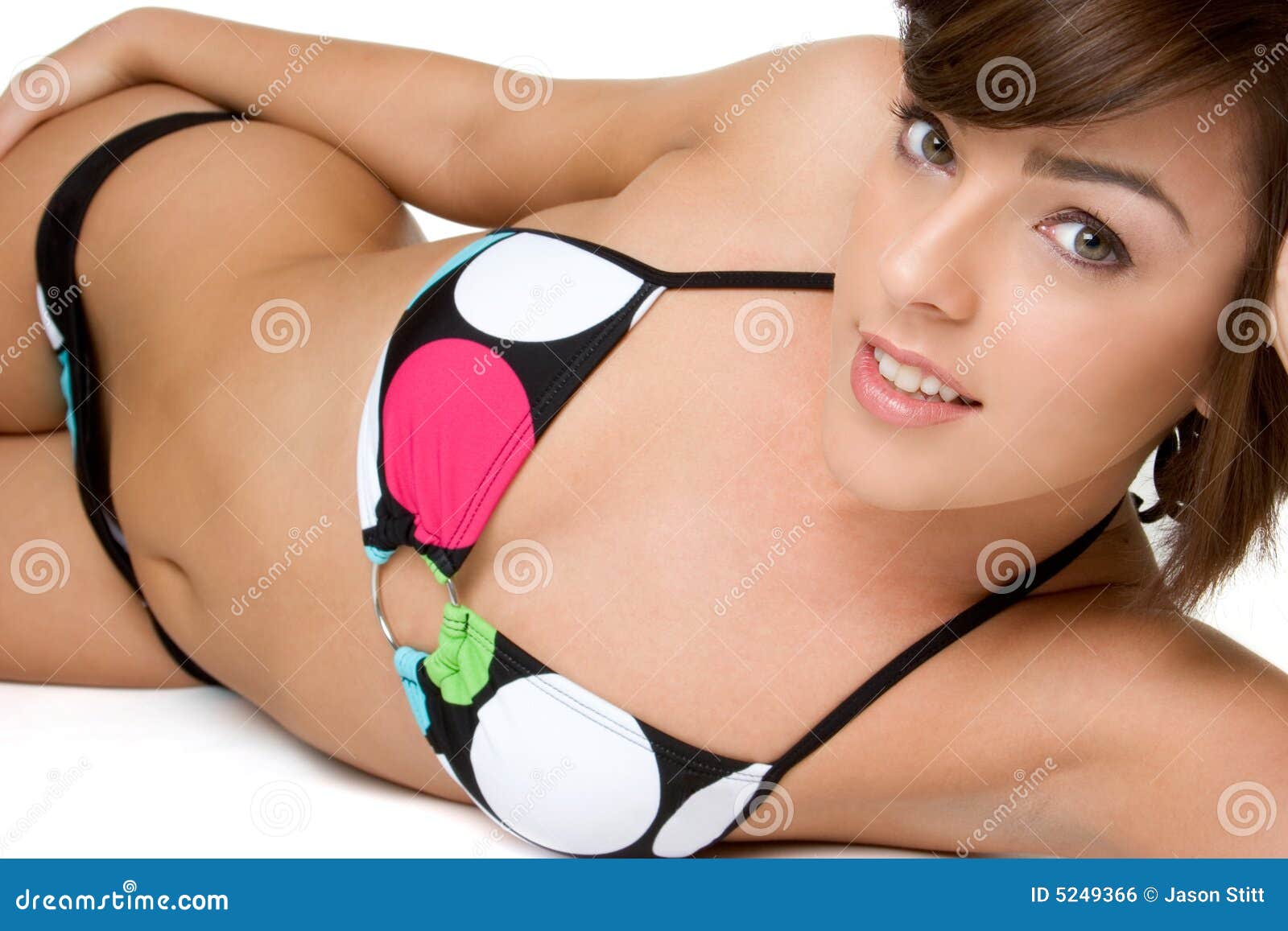 Mujeres en bikini tanga fotografías e imágenes de alta resolución - Alamy