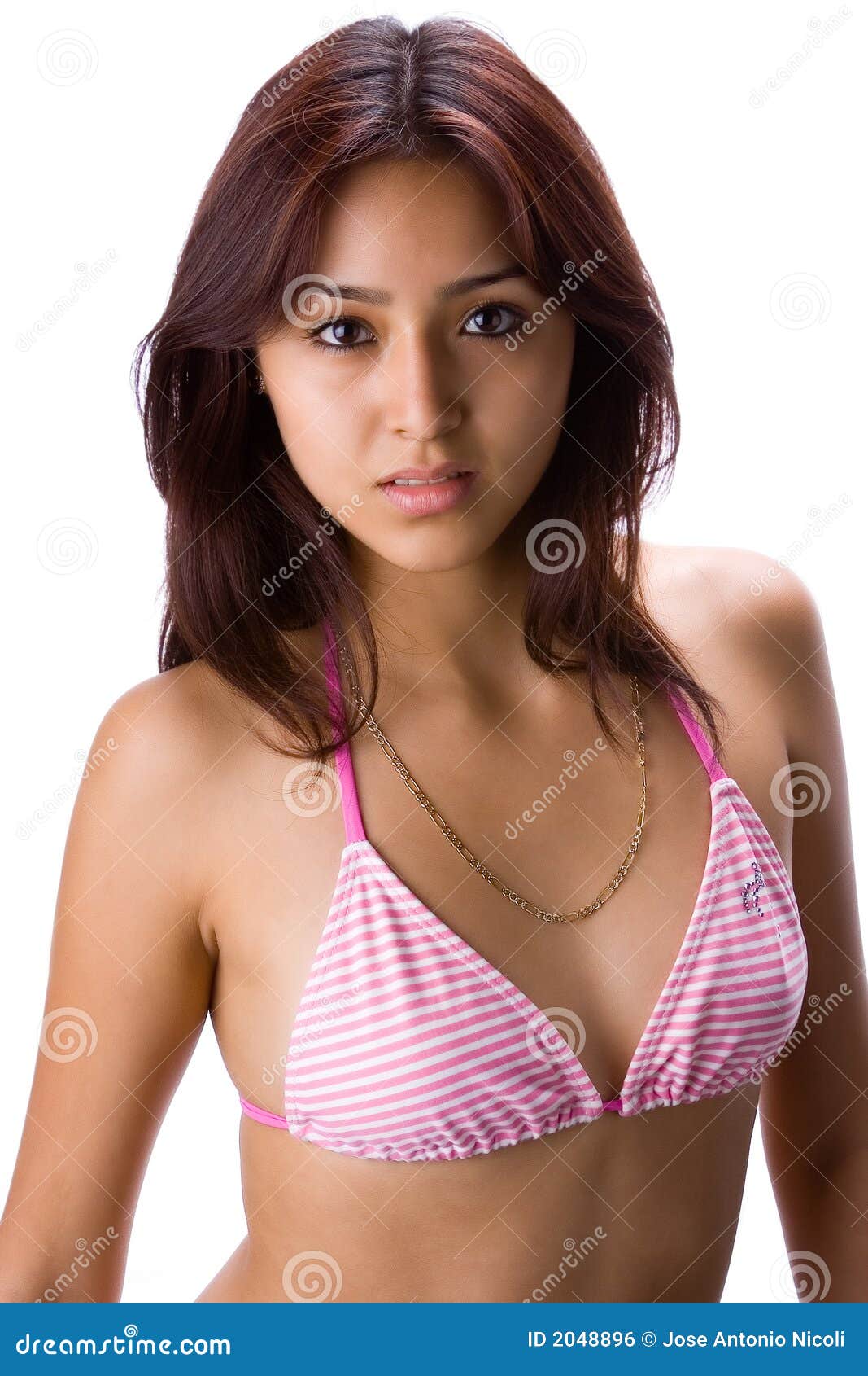 Muchacha latina en bikiní foto de Imagen de mirada 2048896