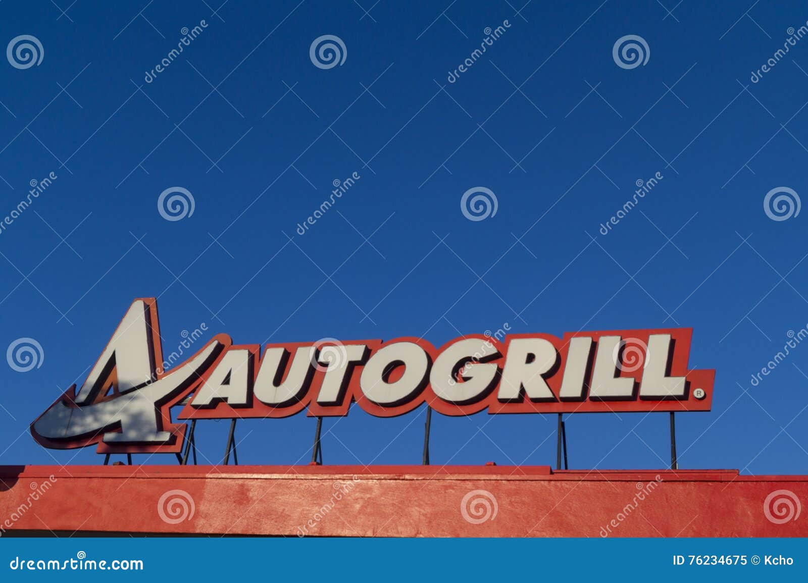 Muestra De Autogrill En Una Carretera Imagen editorial Imagen de