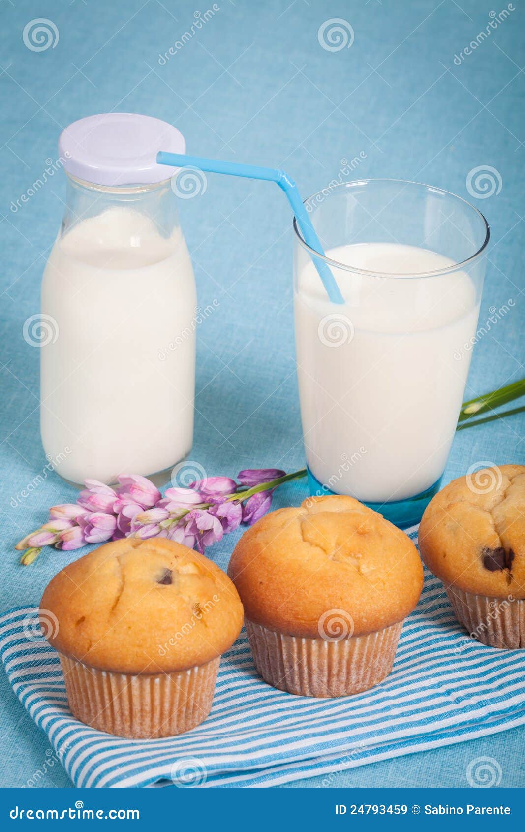 Muffins and milk stock image. Image of diet, clean, fresh 24793459