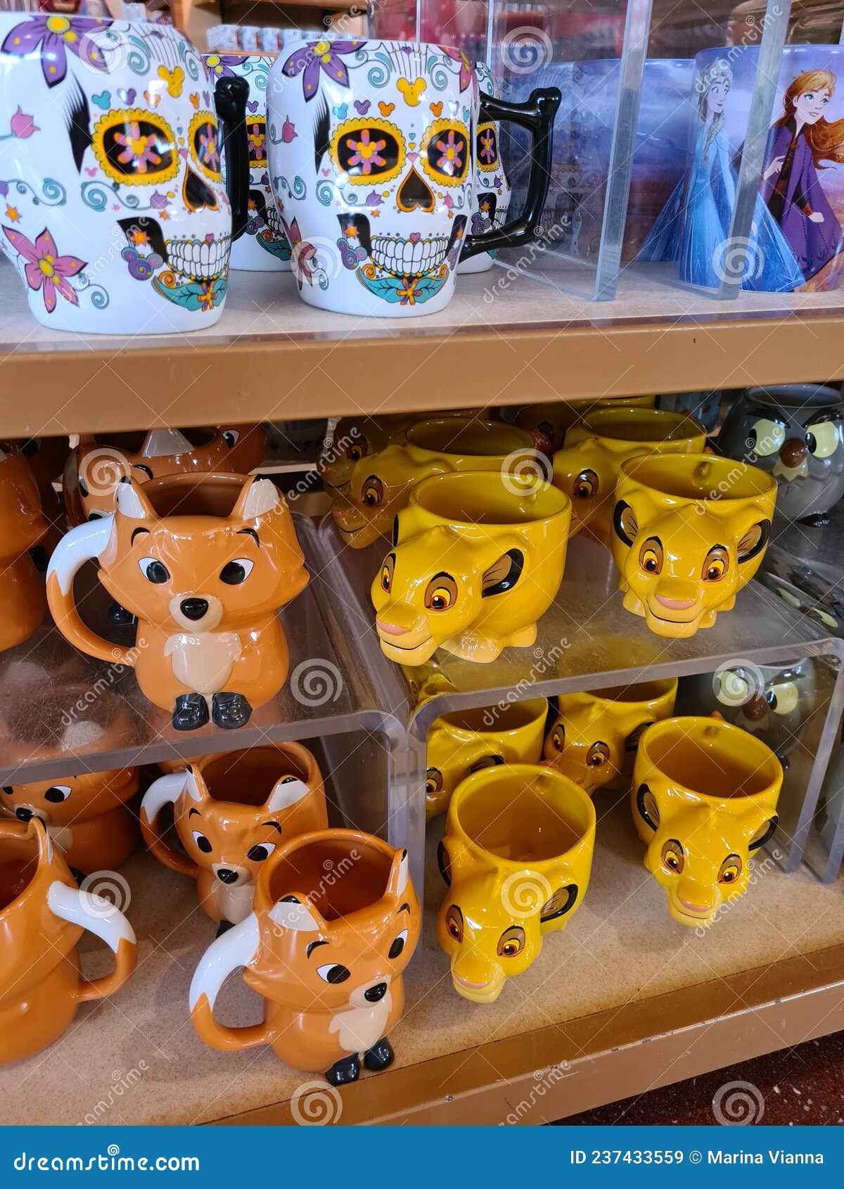 Mugs - World of Disney Store in DisneyLand Paris Editorial Stock Image -  Image of disney, mouse: 237433559