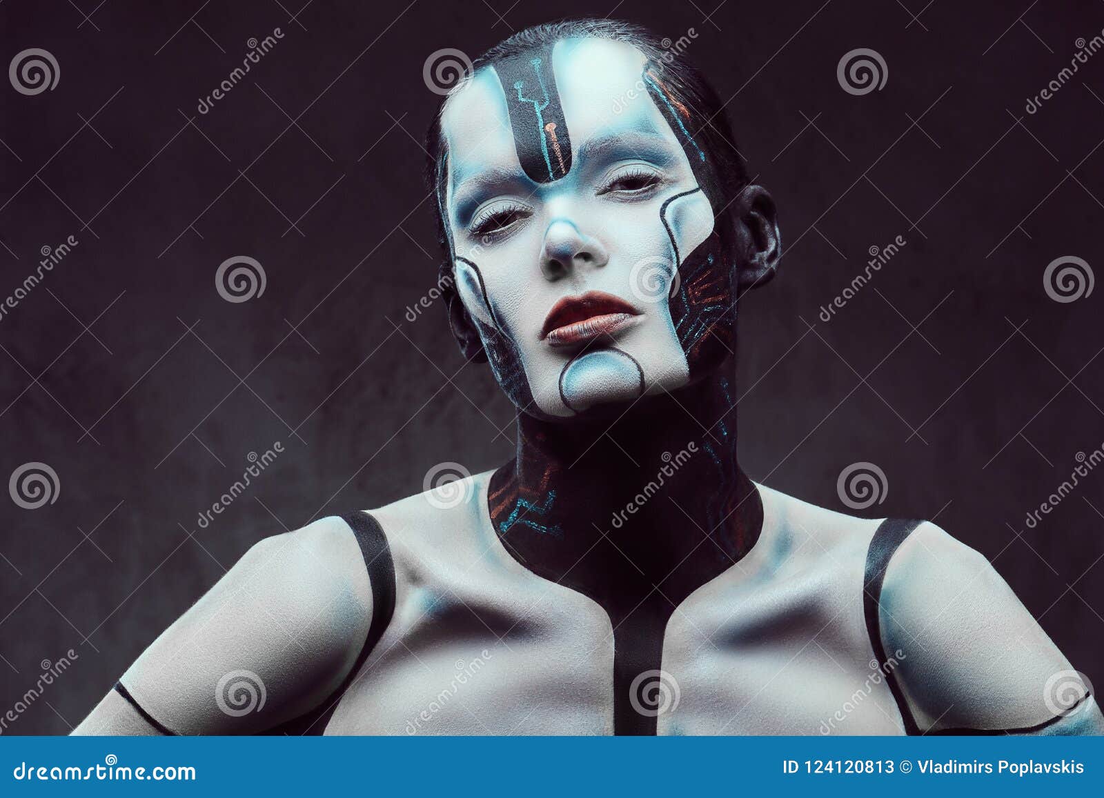 Mujer Cibernética Sensual Con Maquillaje Creativo Concepto De La Tecnología  Y Del Futuro Aislado En Un Fondo Texturizado Oscurida Imagen de archivo -  Imagen de extranjero, maquillaje: 124120813