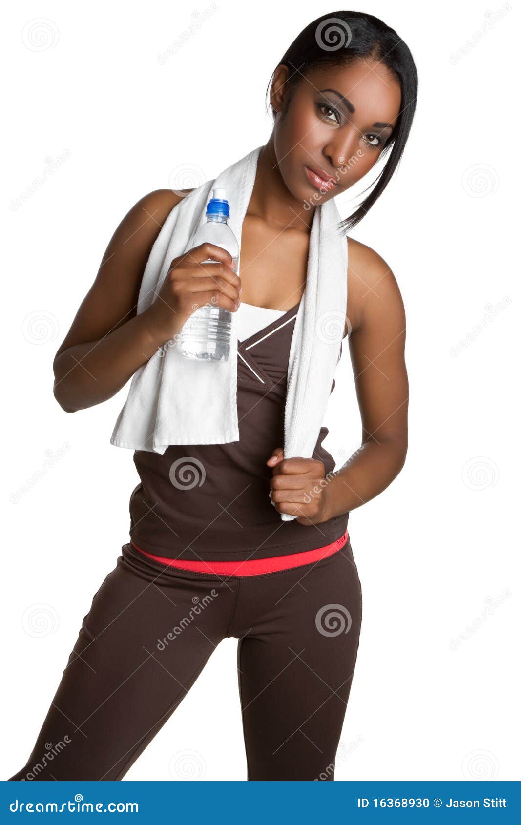 Botella Agua Fitness Mujer Negra Feliz Fuera Ciudad Para Hacer: fotografía  de stock © PeopleImages.com #613777668