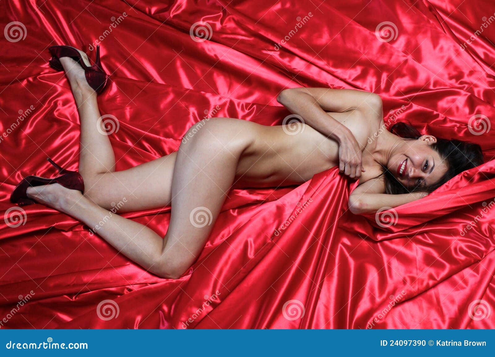 Mujer Desnuda Artística En Estudio Foto de archivo - Imagen de desnudo,  estudio: 24097390