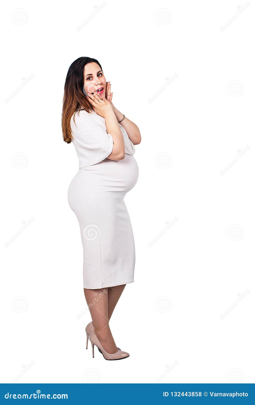 Embarazada Sorprendida En Un Vestido Blanco La Empresaria Embarazada Aislada En Blanco Foto de archivo - Imagen de adulto, vientre: 132443858