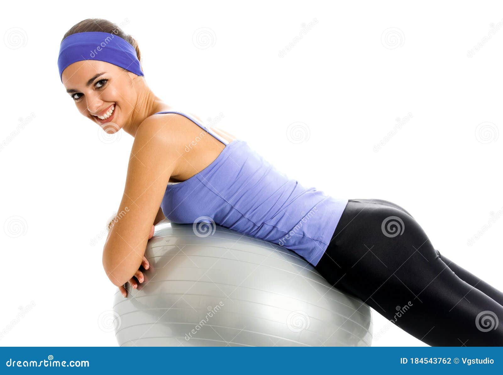 Mujer Haciendo Ejercicio De Fitness En La Bola De Pilates Foto de archivo -  Imagen de concepto, aislado: 184543762