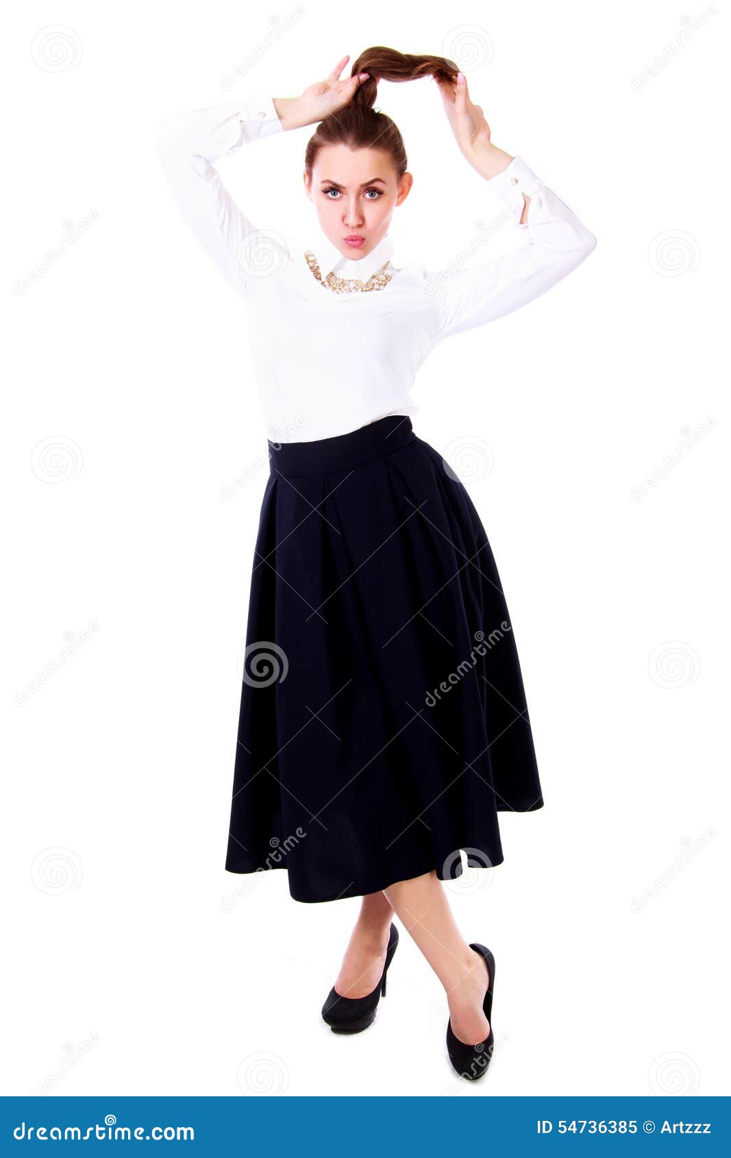 Mujer Joven Hermosa En Una Blusa Blanca Y Una Falda Negra Larga de archivo - Imagen de aislado, fashionable: 54736385