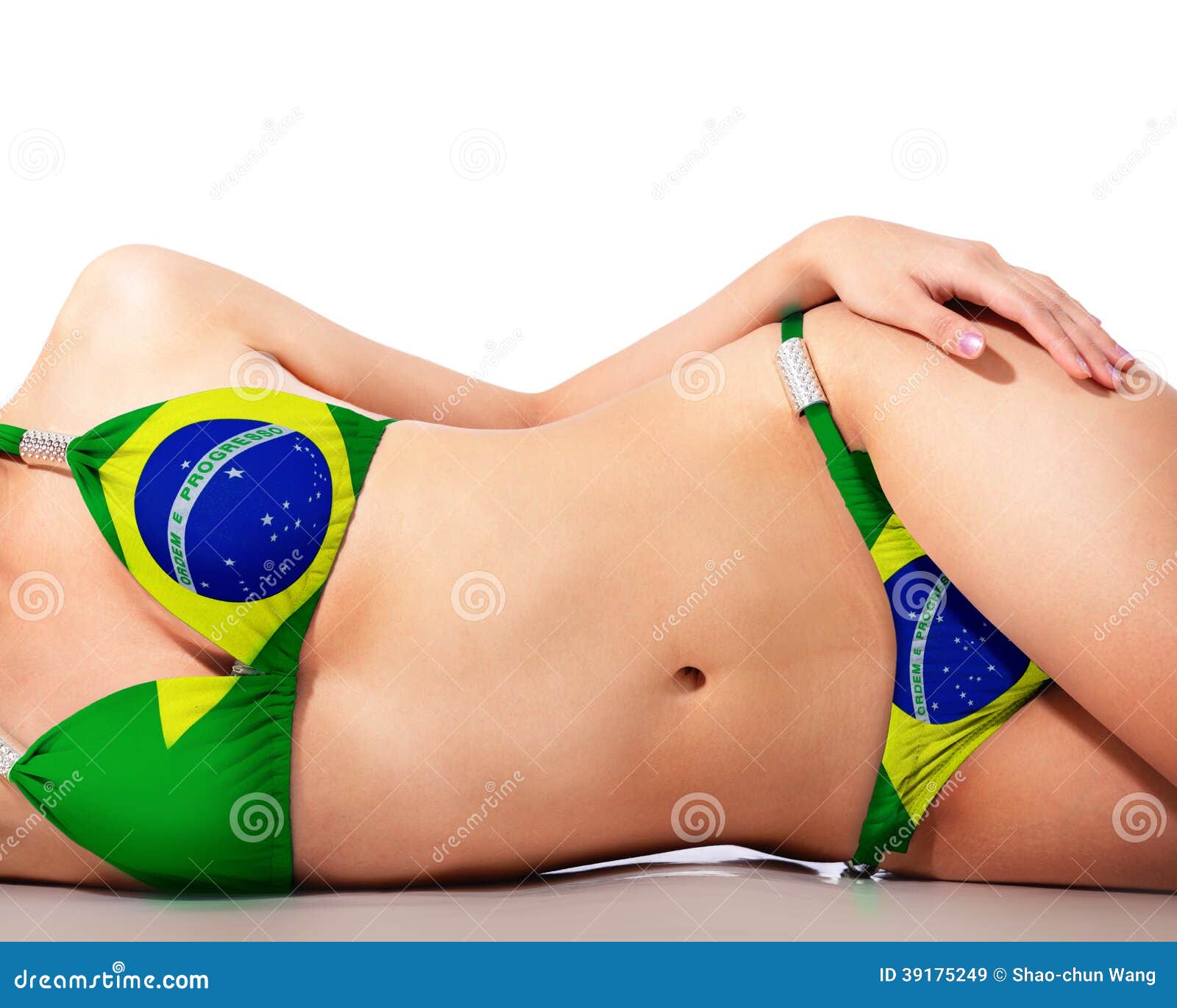 Mujer Joven Que Lleva El Del Bikini Del Imagen de archivo - Imagen de caliente, vacaciones: 39175249