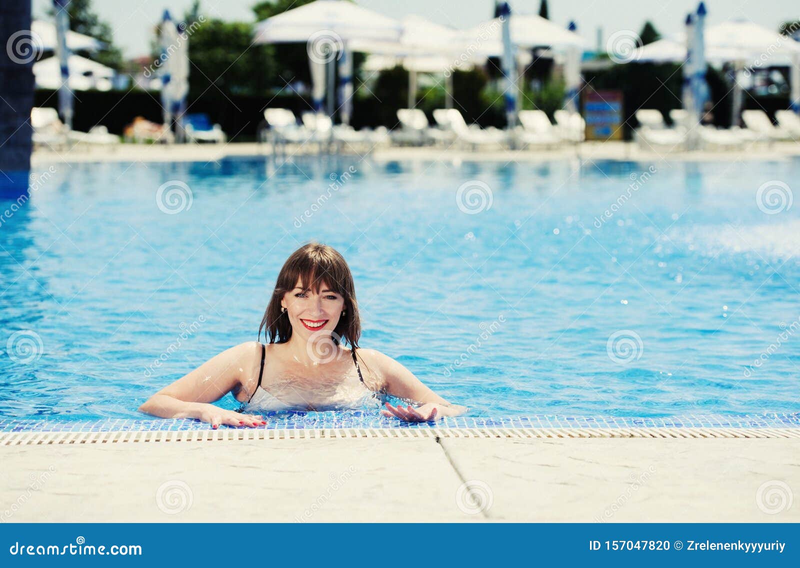 bañador piscina mujer