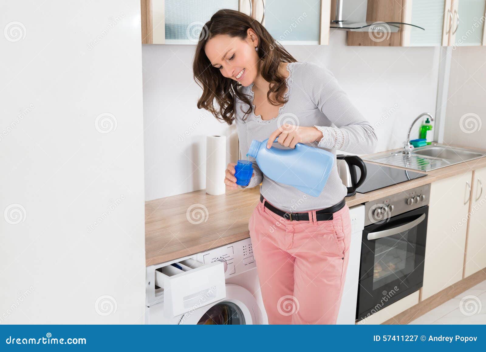 Calgon,detergente,Servicio de lavandería,lavadora Fotografía de stock -  Alamy