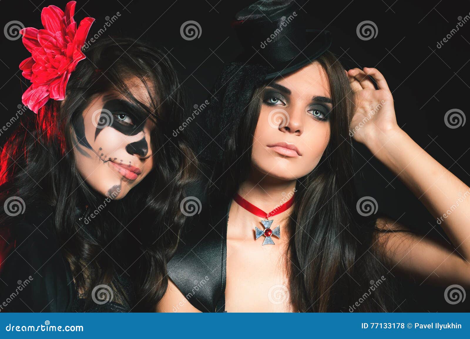 Mujeres Atractivas Con Gótico, Vampiro, Mal Goth La Foto de - Imagen de romance, hermoso: 77133178