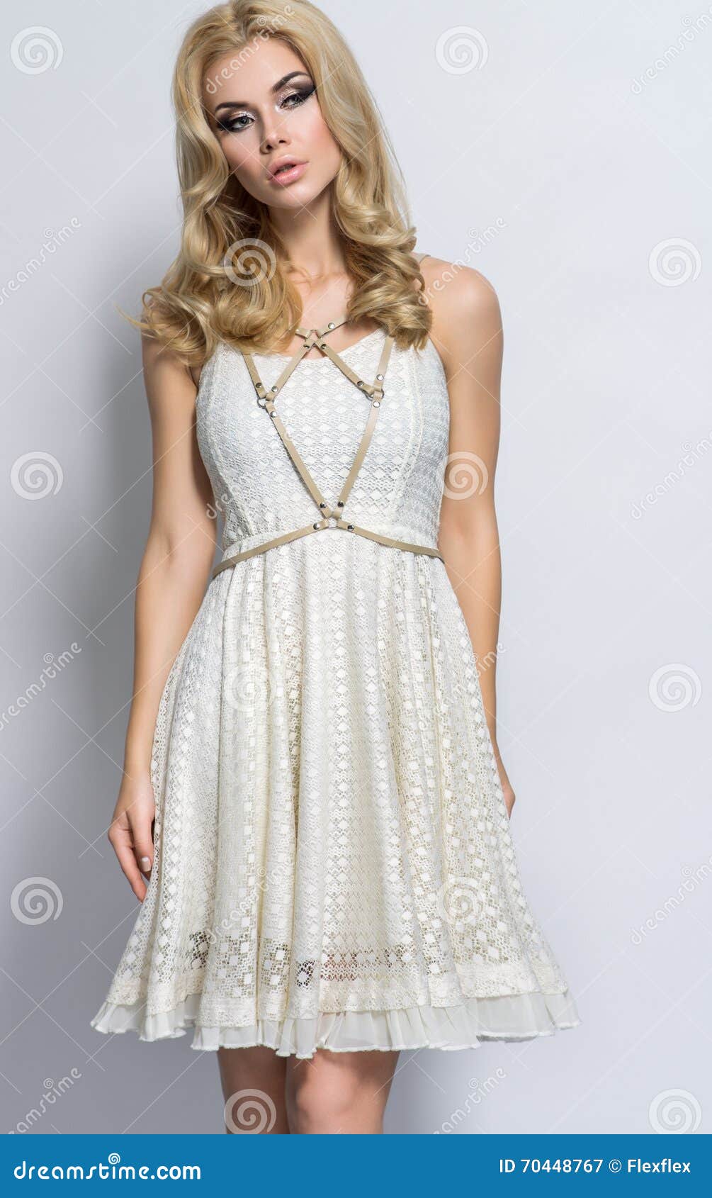 vestido branco bonito