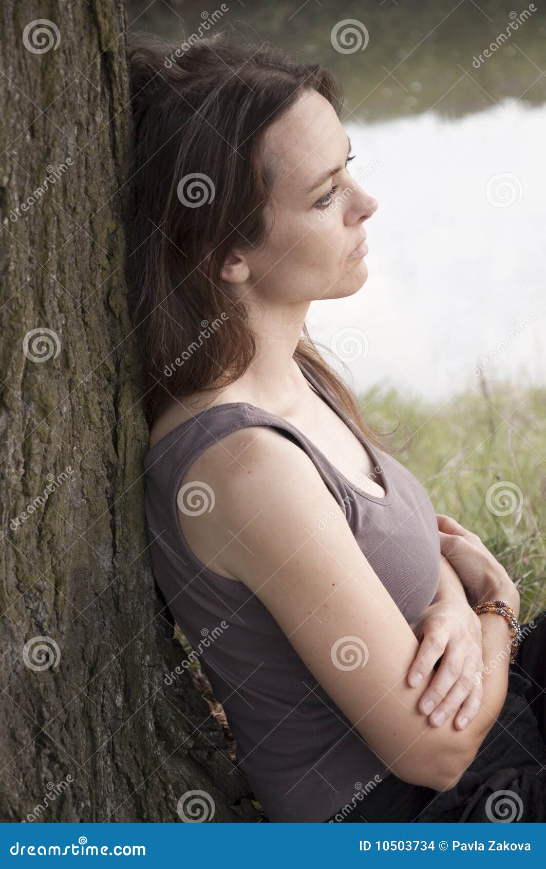 Perfil De Uma Mulher Triste Imagem de Stock - Imagem de mulher