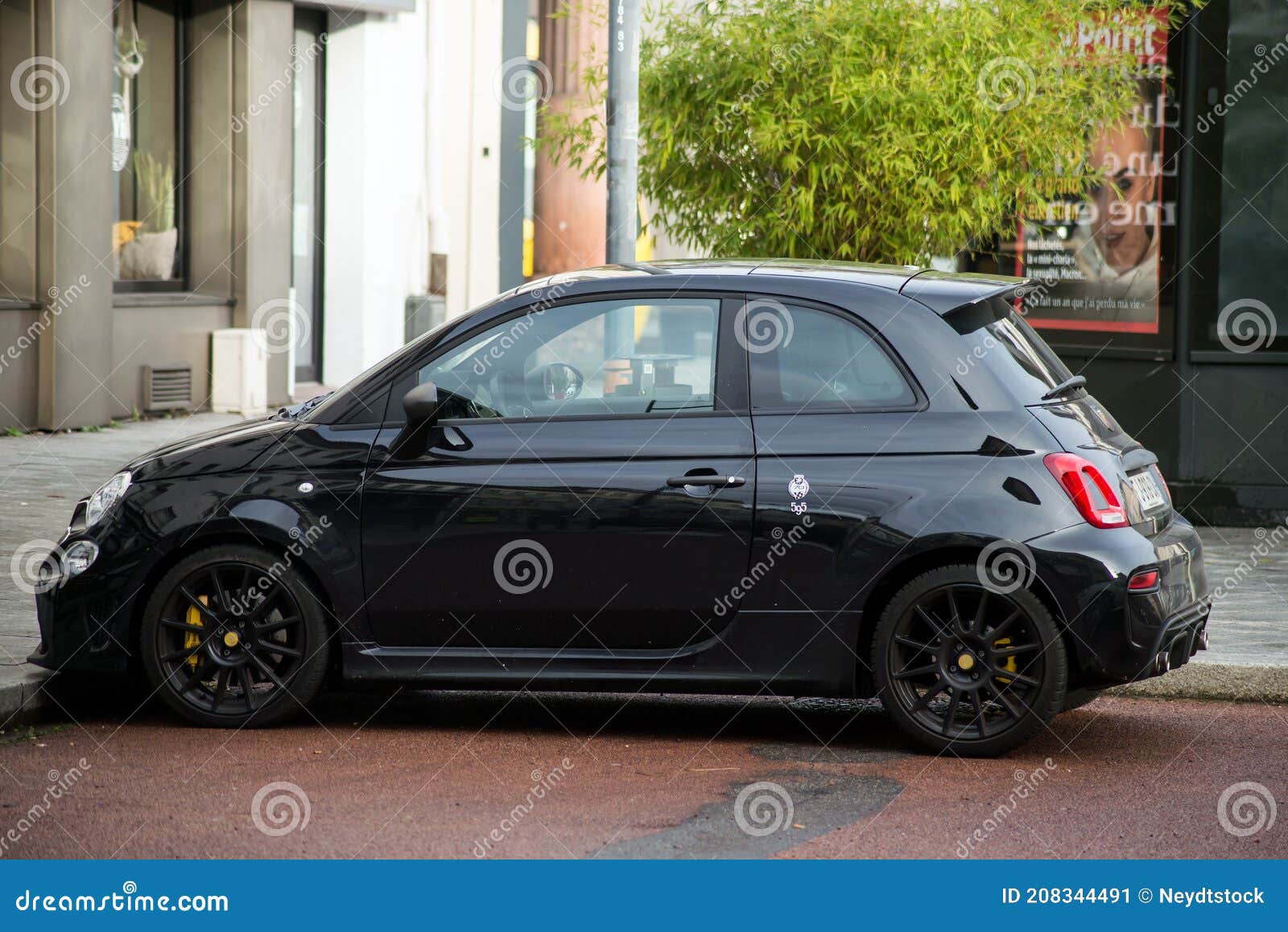 Profile View of Black Fiat 500 Abarth Parked in the Street Editorial Photo - Image of mini: 208344491