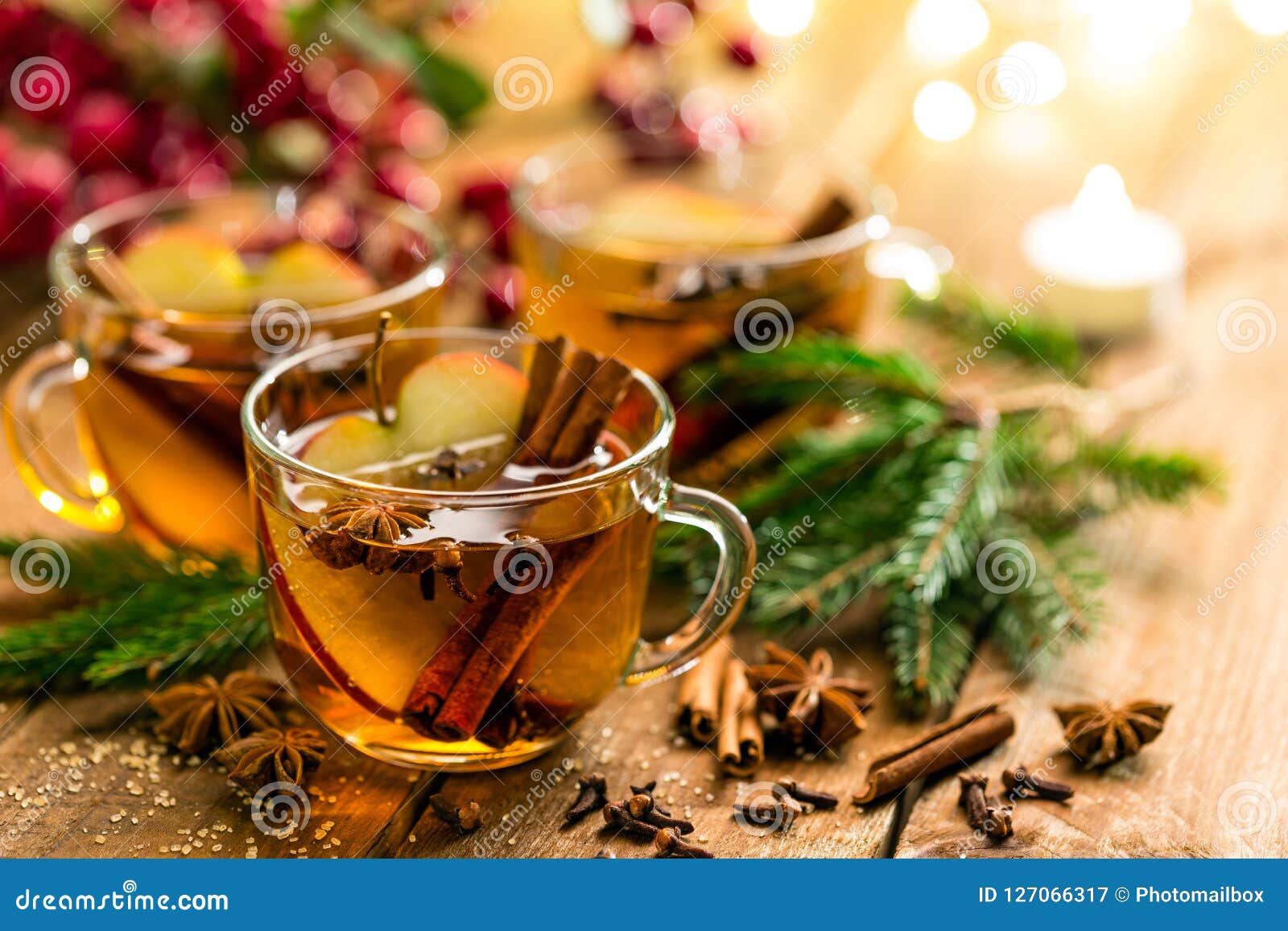mulled cider with cinnamon, cloves and anise. traditional christmas drink