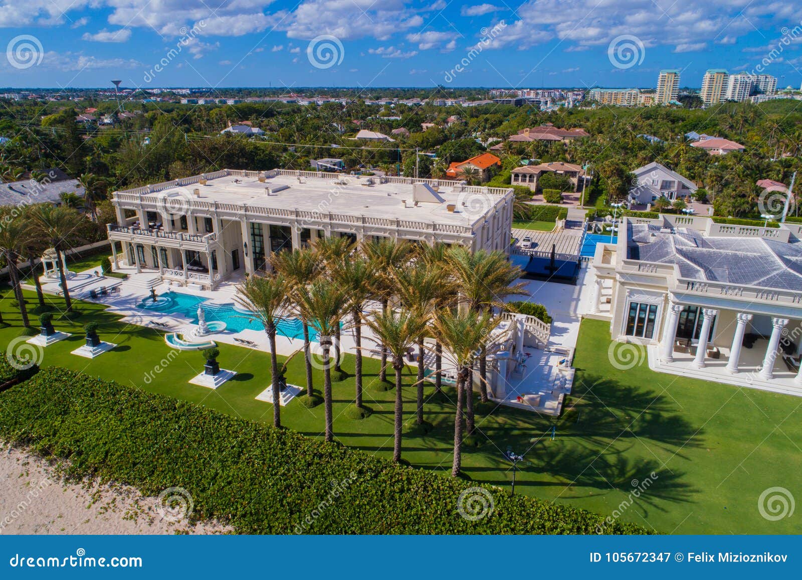 Multi Million Dollar Mansions on the Beach Editorial Photography