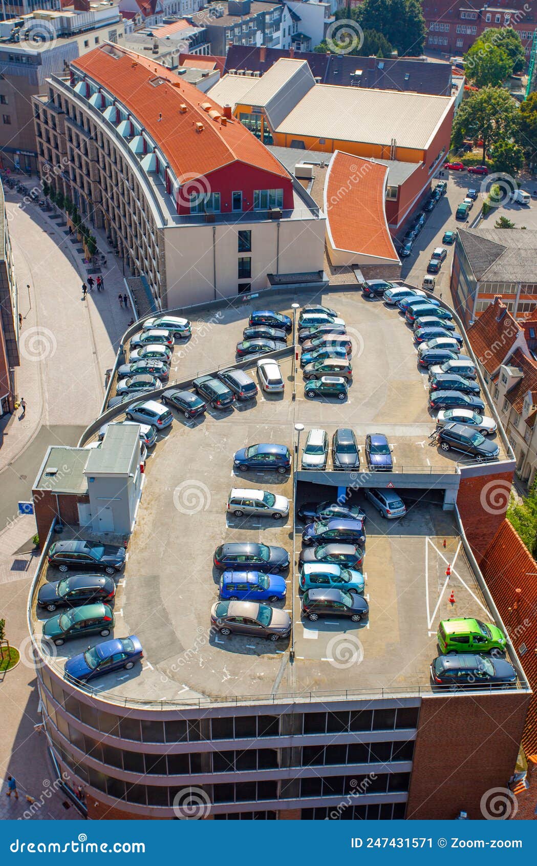 Multistorey car park editorial photo. Image of parked 247431571