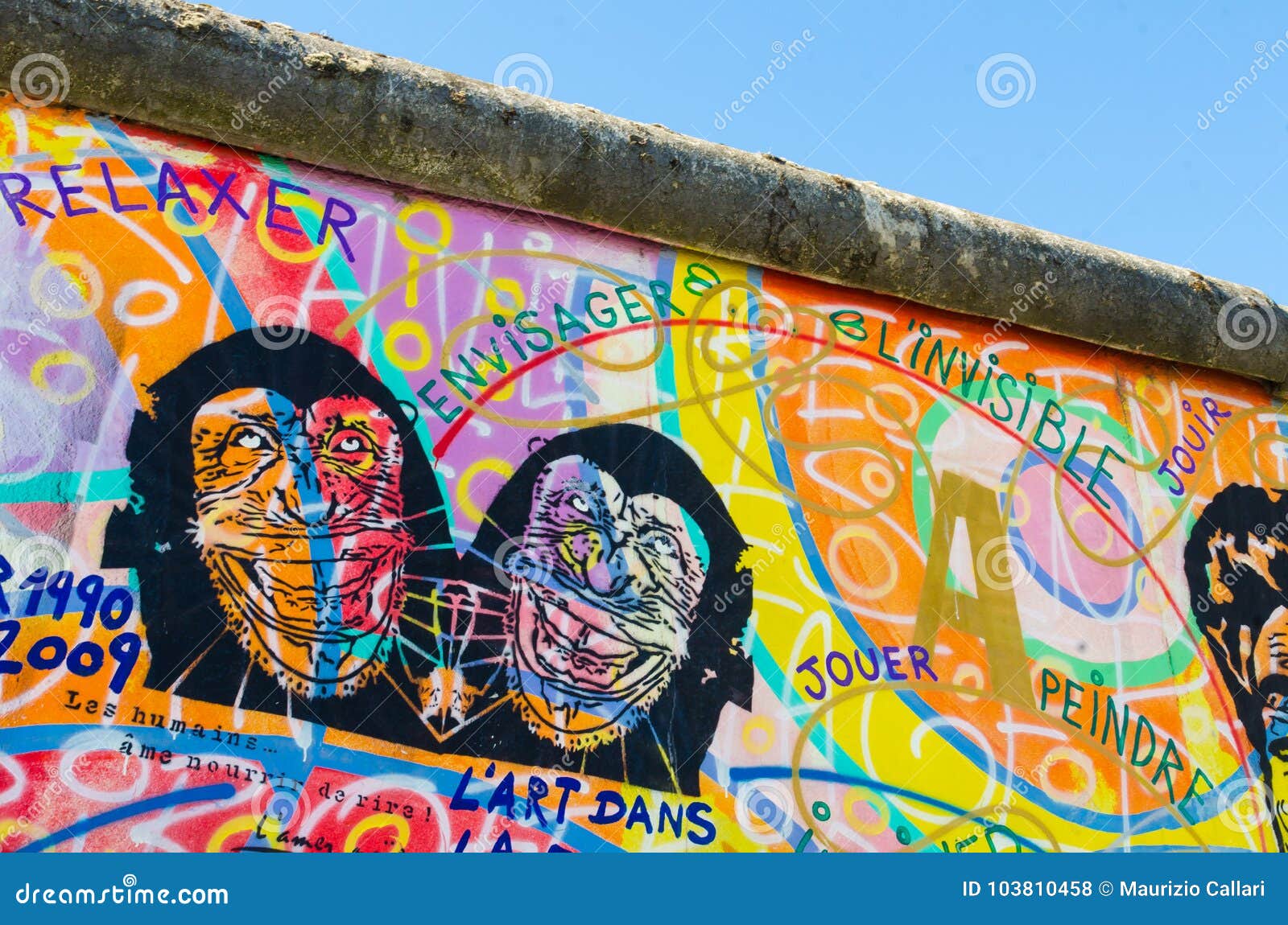 Murals on Berlin wall editorial stock photo. Image of history 103810458