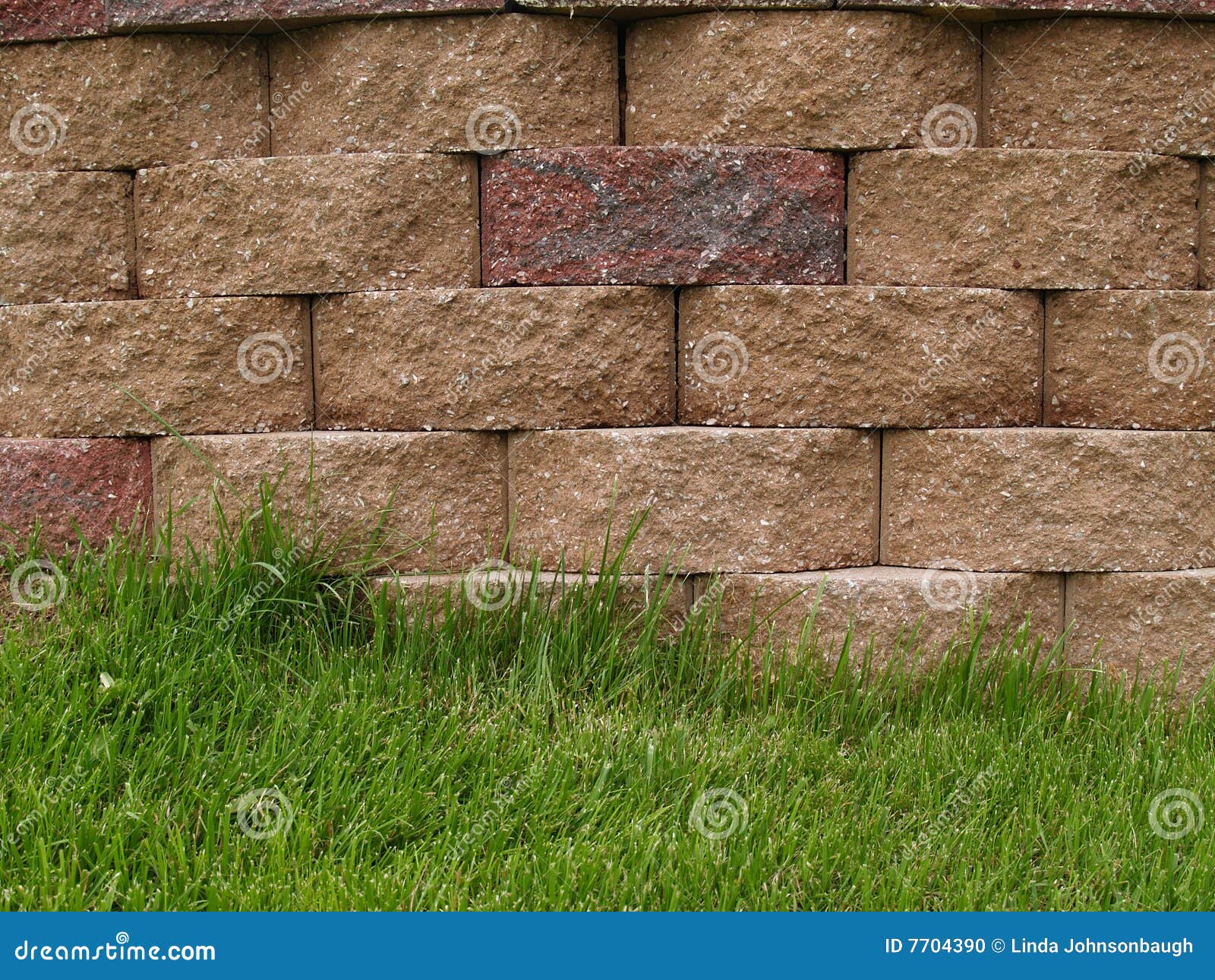 Muro De Contención De Bloques Foto de archivo - Imagen de roca, armadura:  7704390, image size:1600x1290